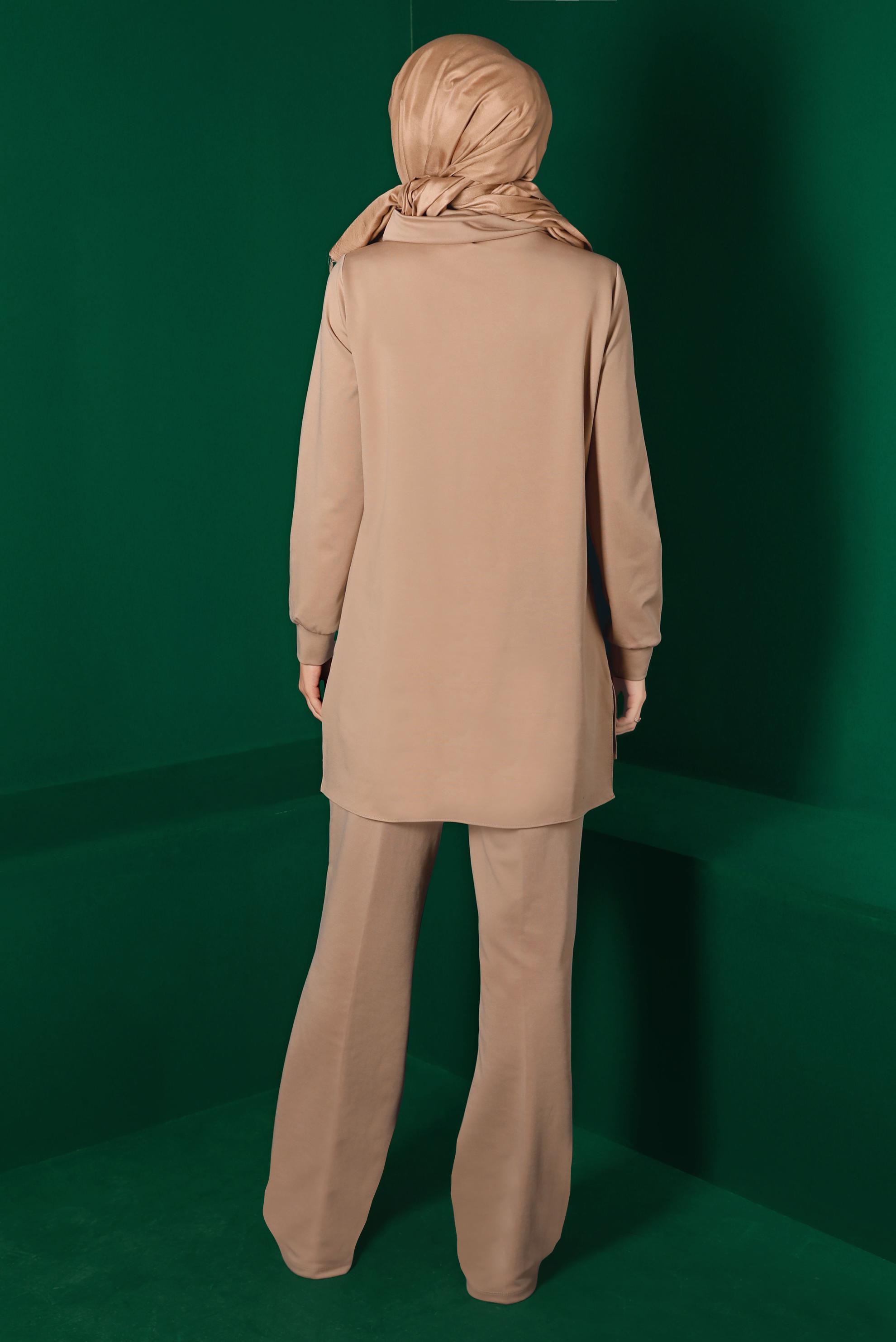 Tesettür giyim BEJ CEP DETAYLI İKİLİ PANT. TAKIM 43387