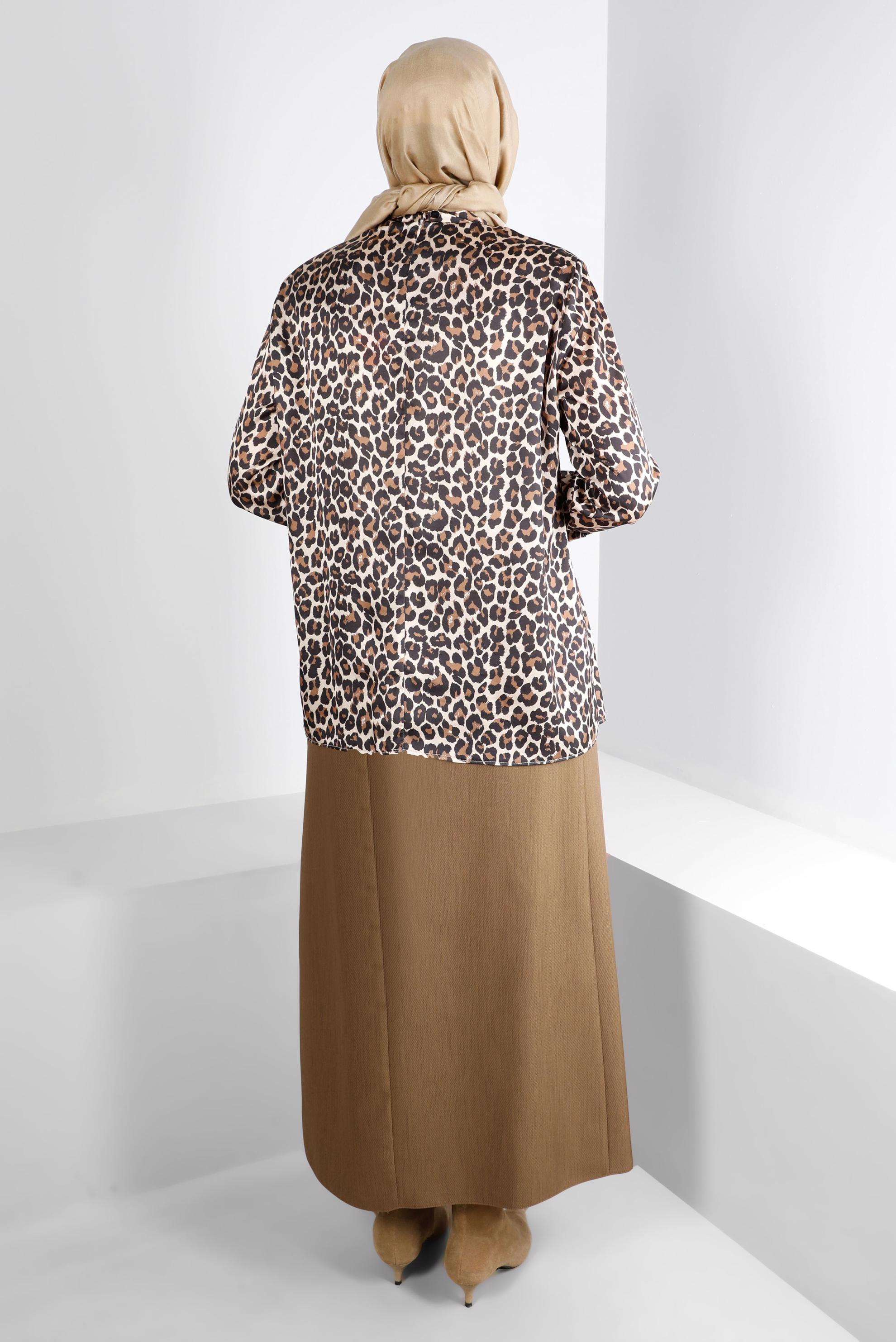 Tesettür giyim BEJ LEOPAR DESENLİ SATEN TUNİK 20308 