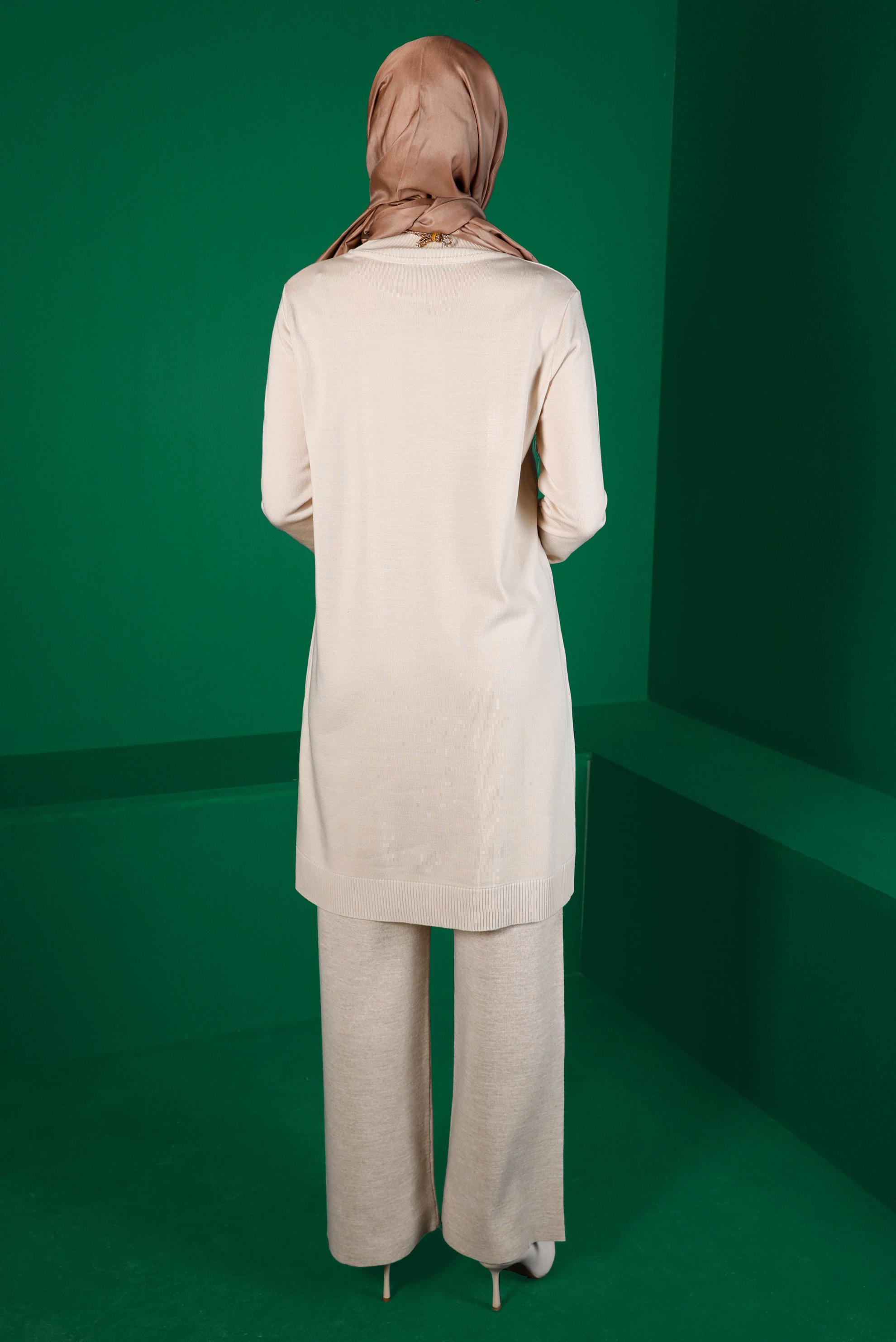 Tesettür giyim BEJ CEP DETAYLI TRİKO TUNİK 43100 