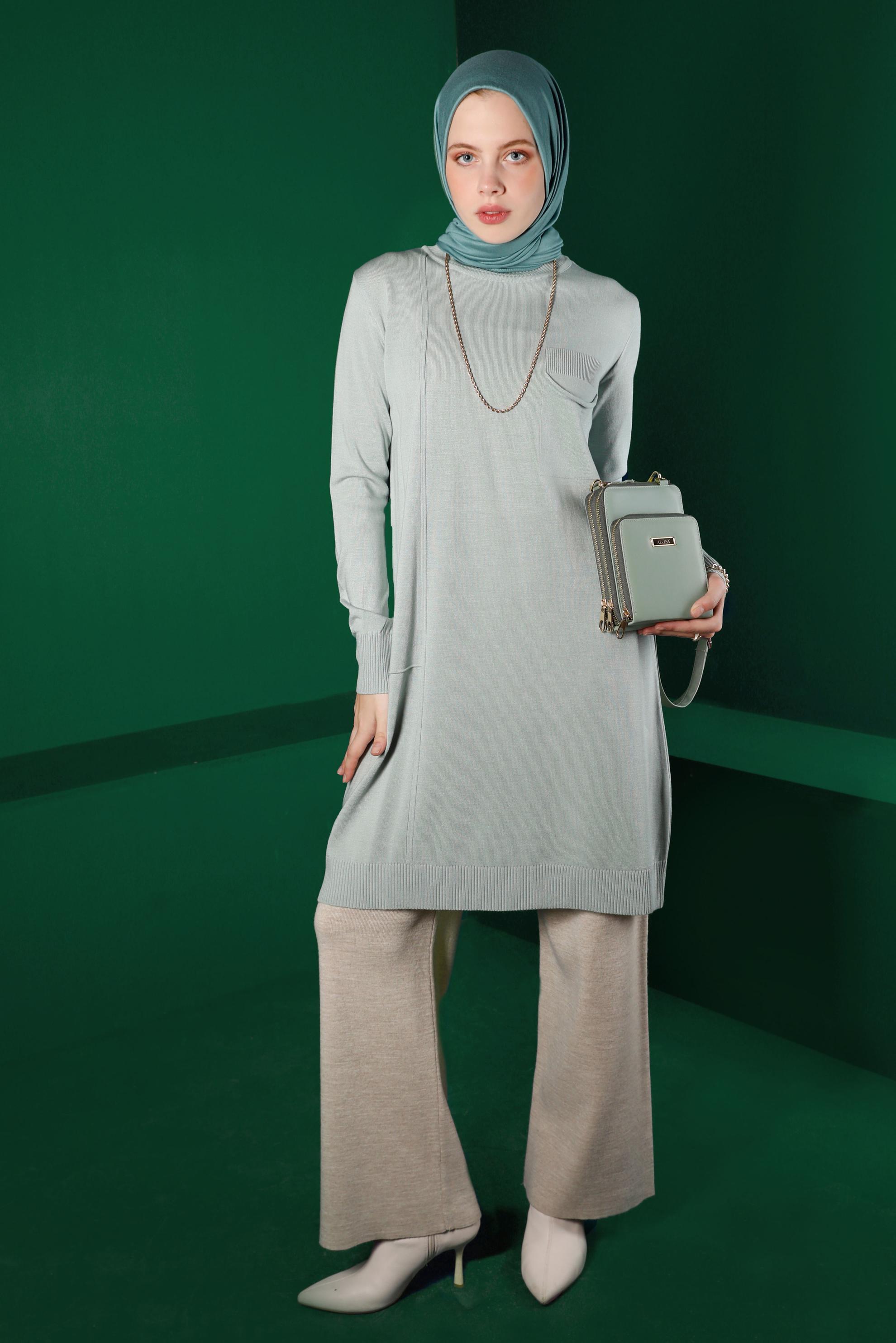 Tesettür giyim YEŞİL CEP DETAYLI TRİKO TUNİK 43100 