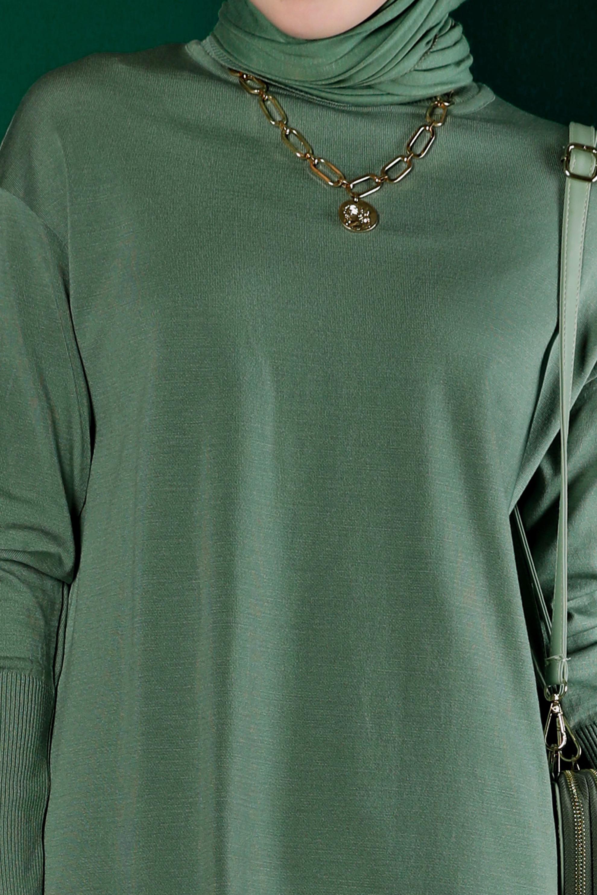 Tesettür giyim YEŞİL BASIC UZUN TRİKO TUNİK 43103