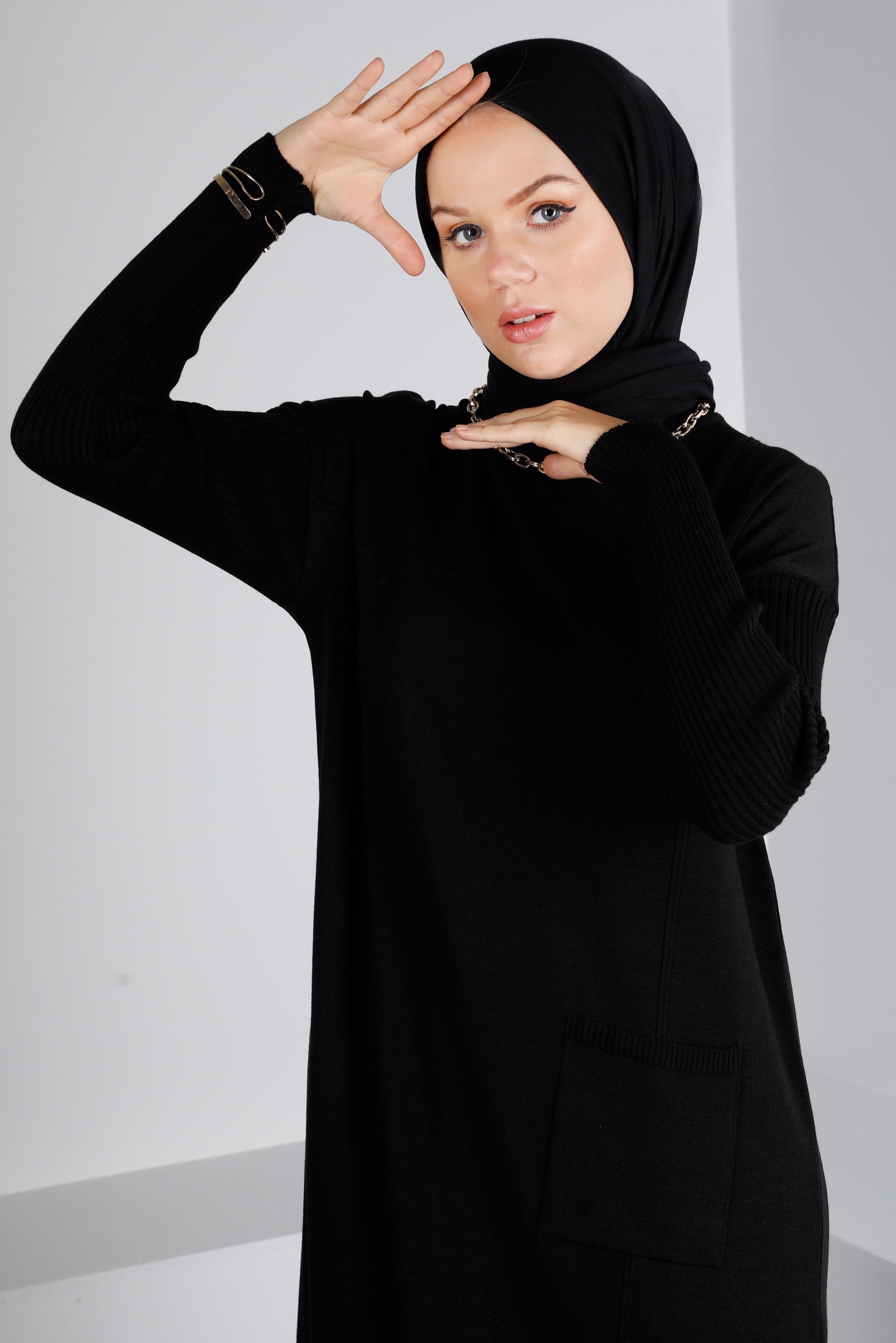 Hijab clothing BLACK KNITWEAR TUNIC WITH POCKET 43108