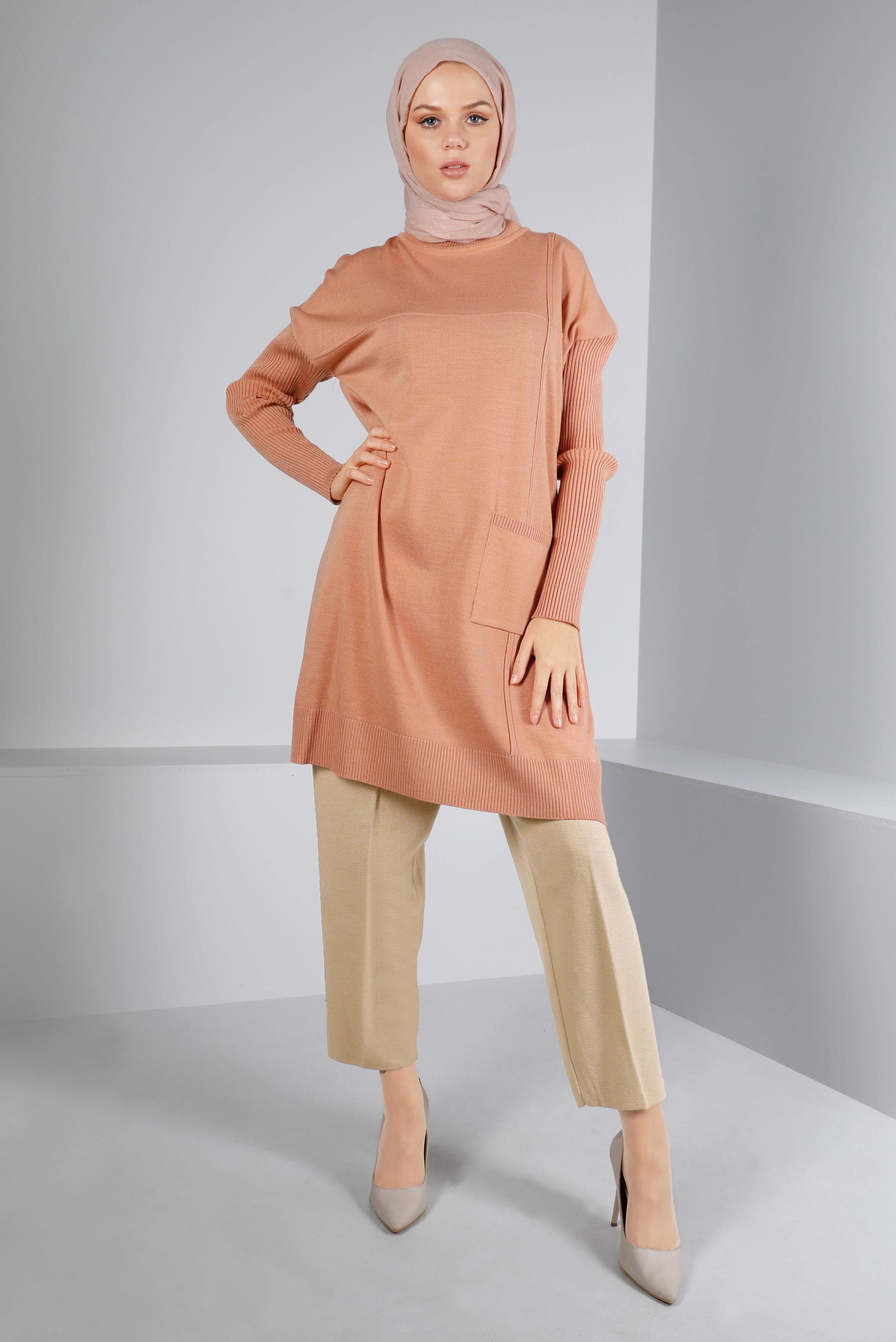 Tesettür giyim PUDRA KOLLARI FİTİLLİ CEPLİ TRİKO TUNİK 43108