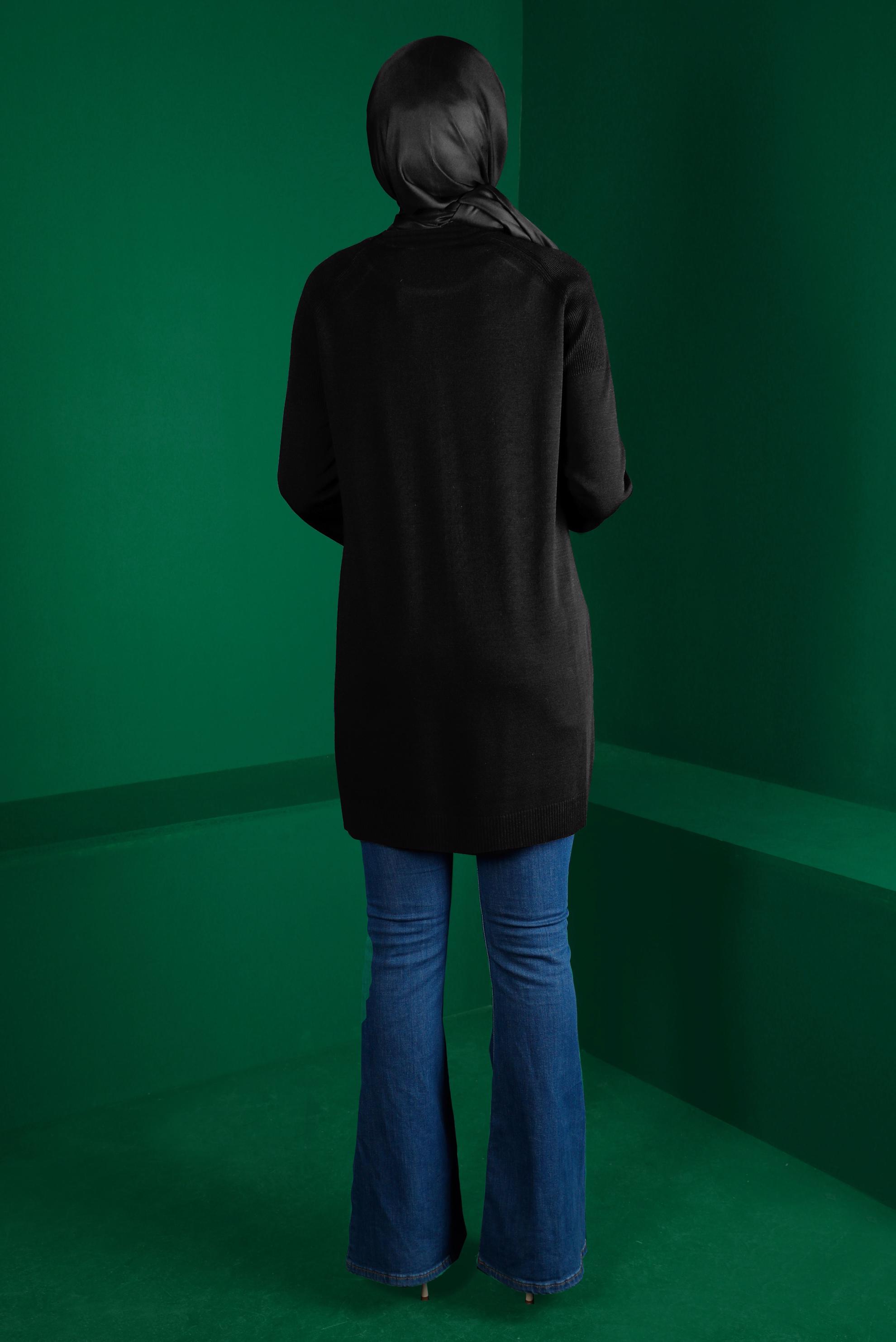 Tesettür giyim SİYAH KENDİNDEN DESENLİ TRİKO TUNİK 43109	