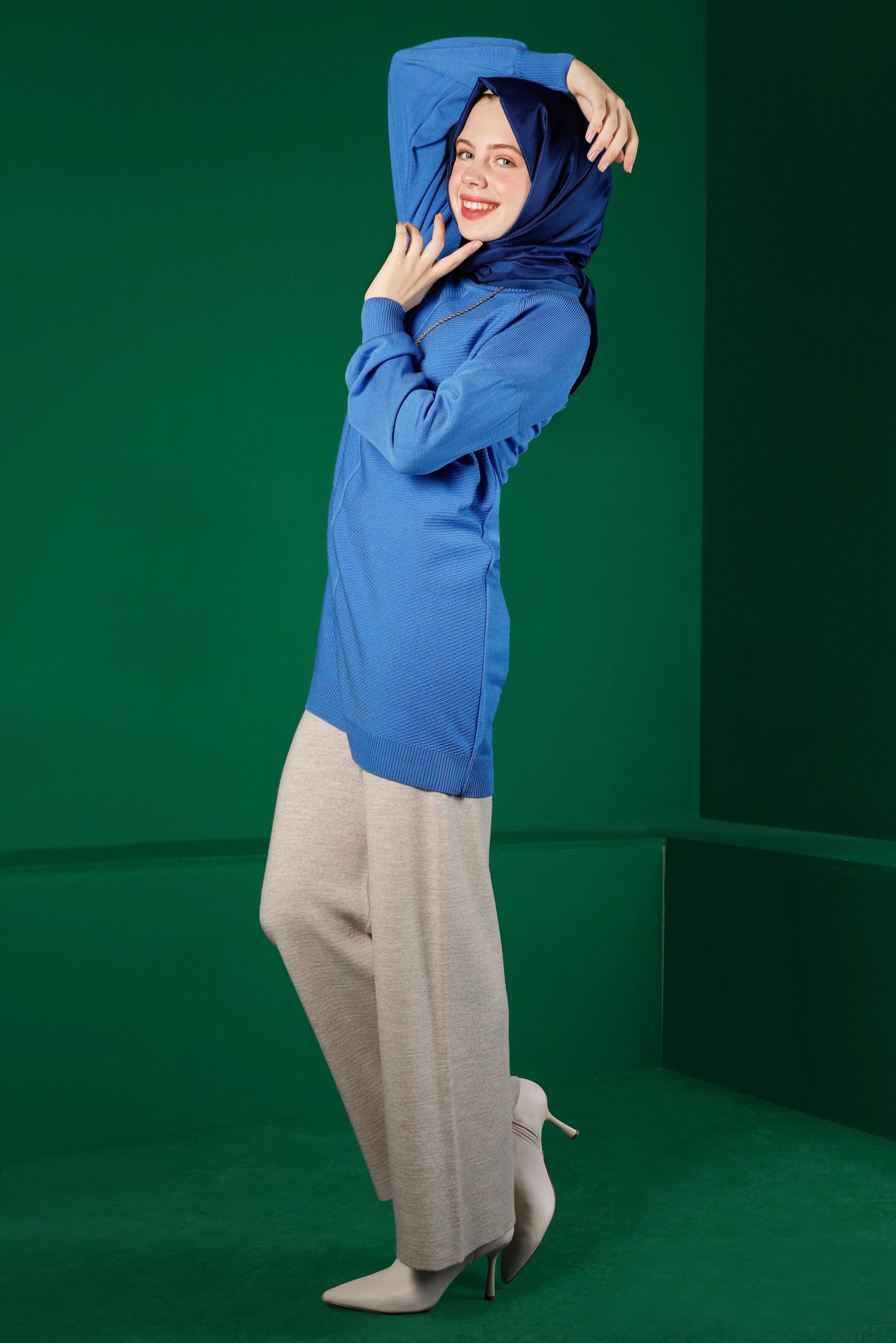 Tesettür giyim MAVİ KENDİNDEN DESENLİ TRİKO TUNİK 43109	