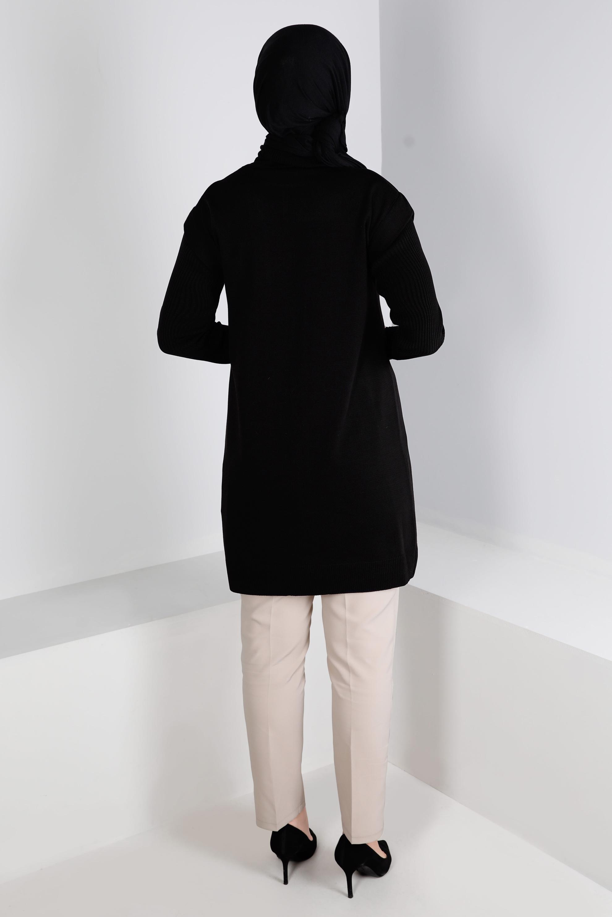 Tesettür giyim SİYAH BOĞAZLI TRİKO TUNİK 43110