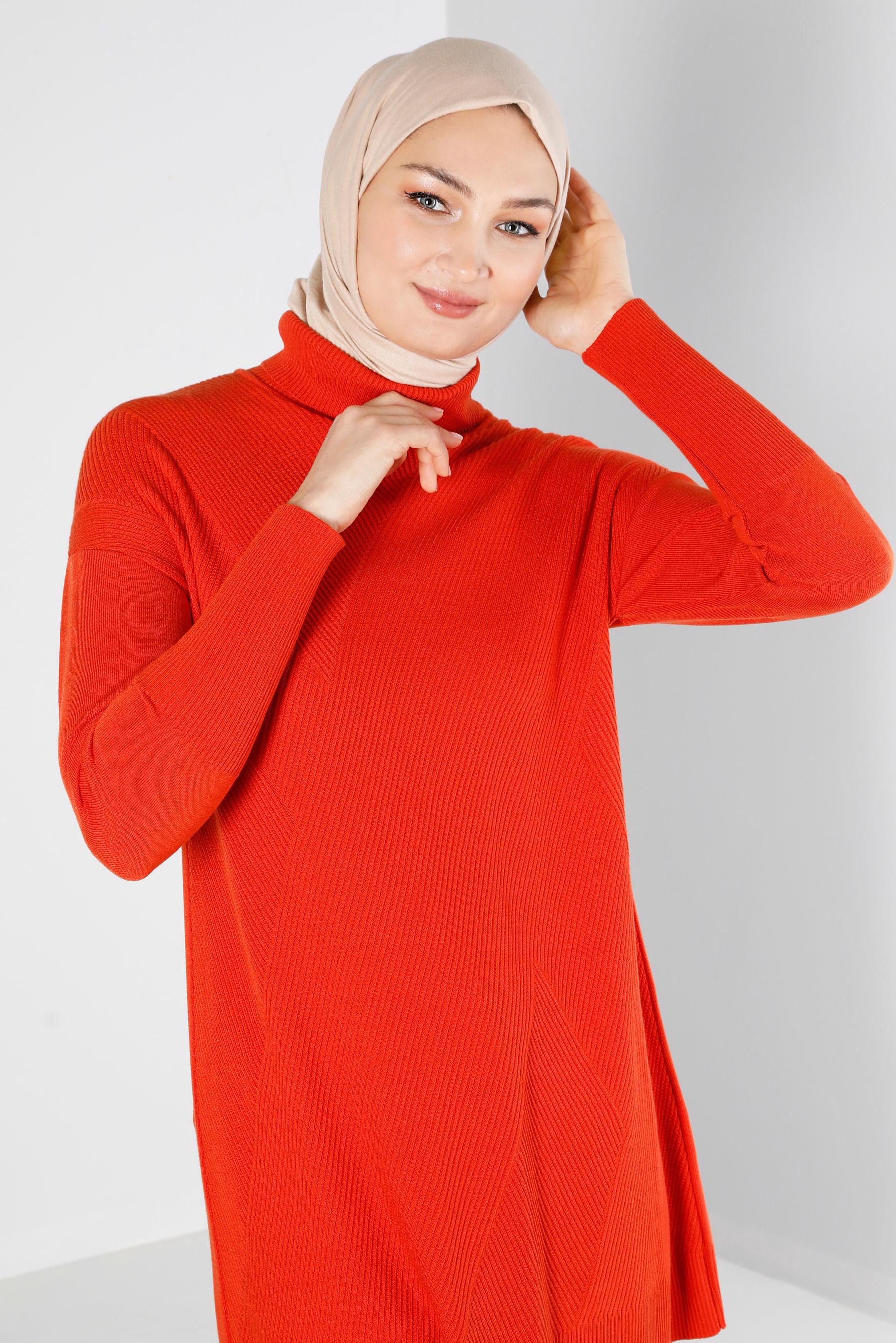 Tesettür giyim KIRMIZI BOĞAZLI TRİKO TUNİK 43112 