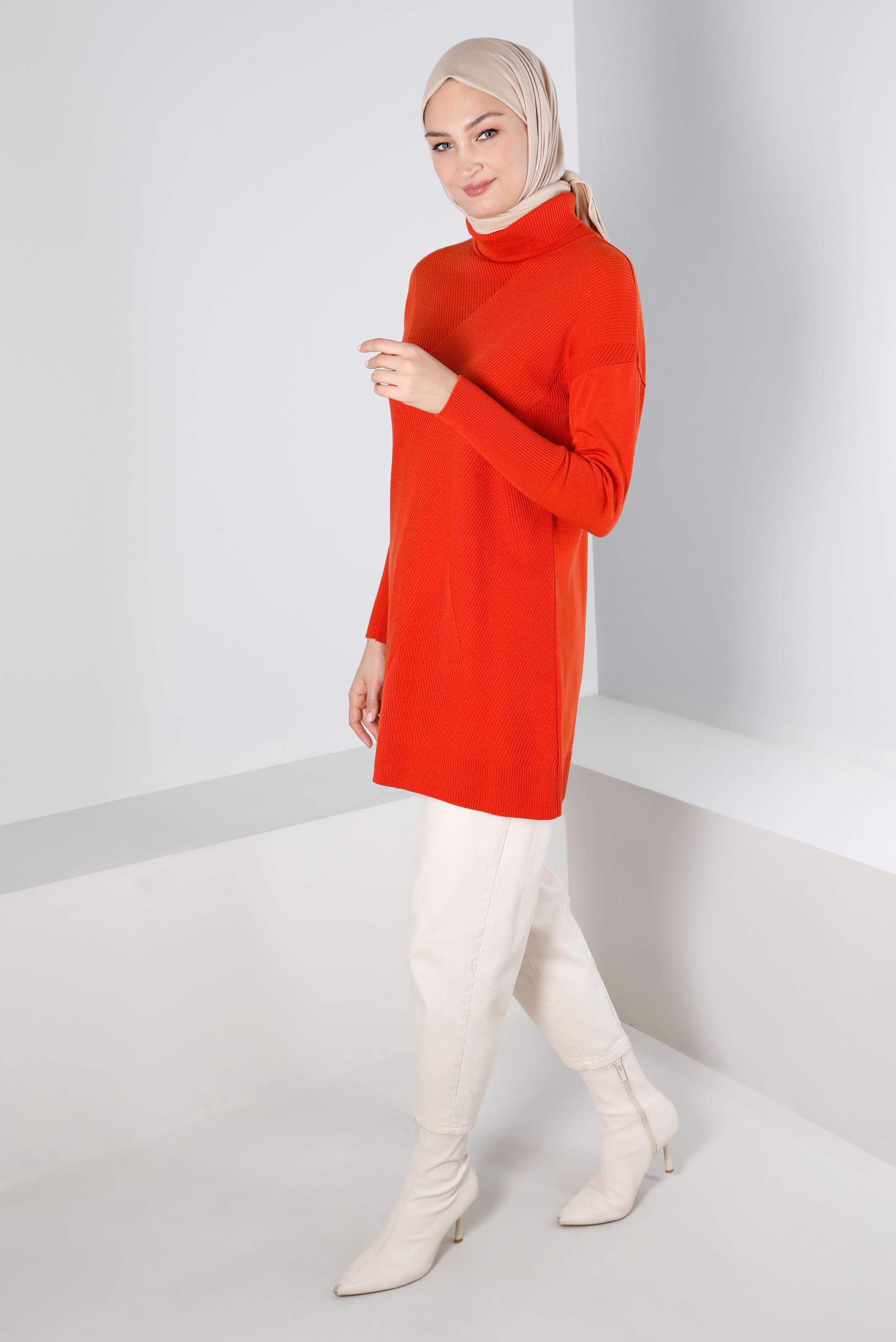 Tesettür giyim KIRMIZI BOĞAZLI TRİKO TUNİK 43112 