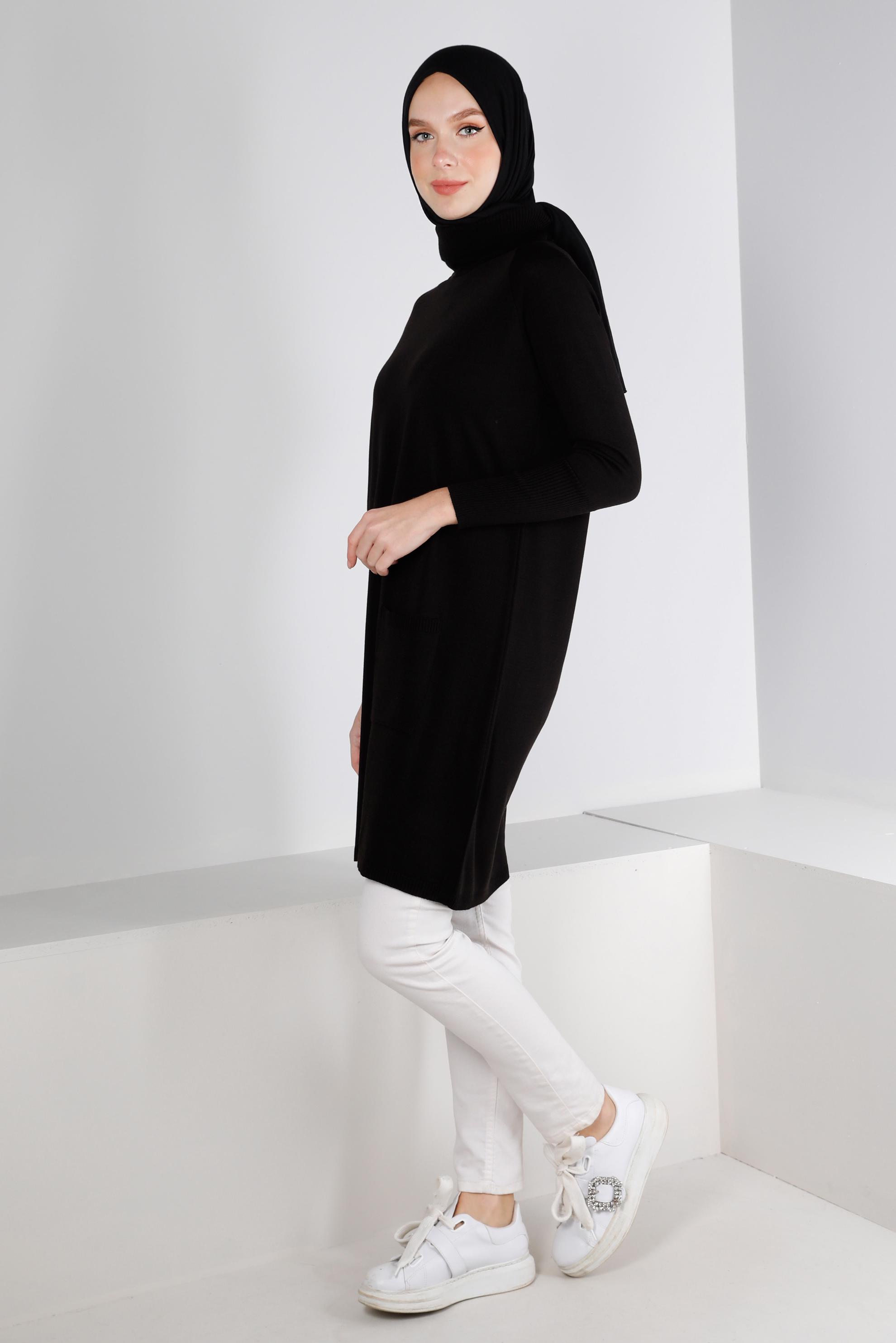 Tesettür giyim SİYAH DÜĞMELİ BOĞAZLI TRİKO TUNİK 43113	