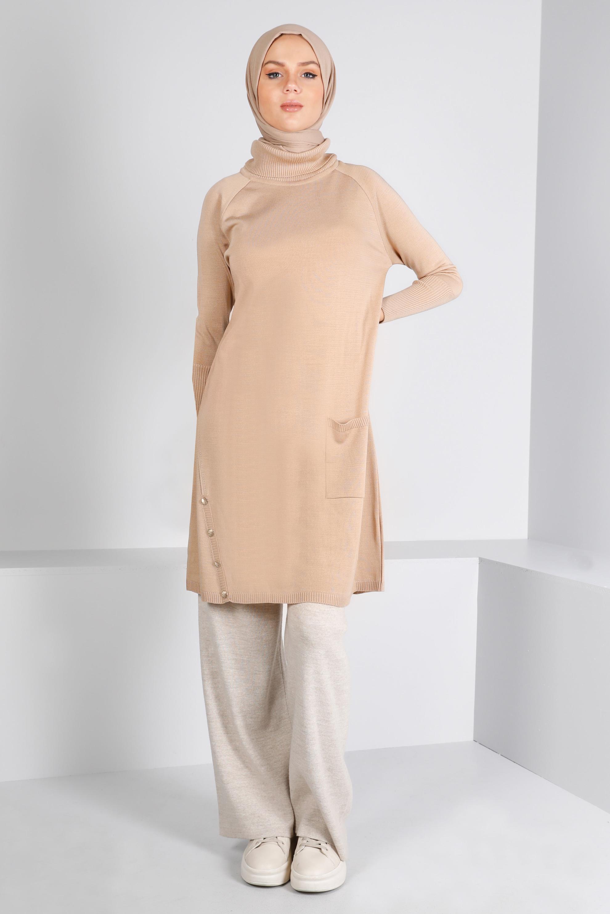 Tesettür giyim BEJ DÜĞMELİ BOĞAZLI TRİKO TUNİK 43113	