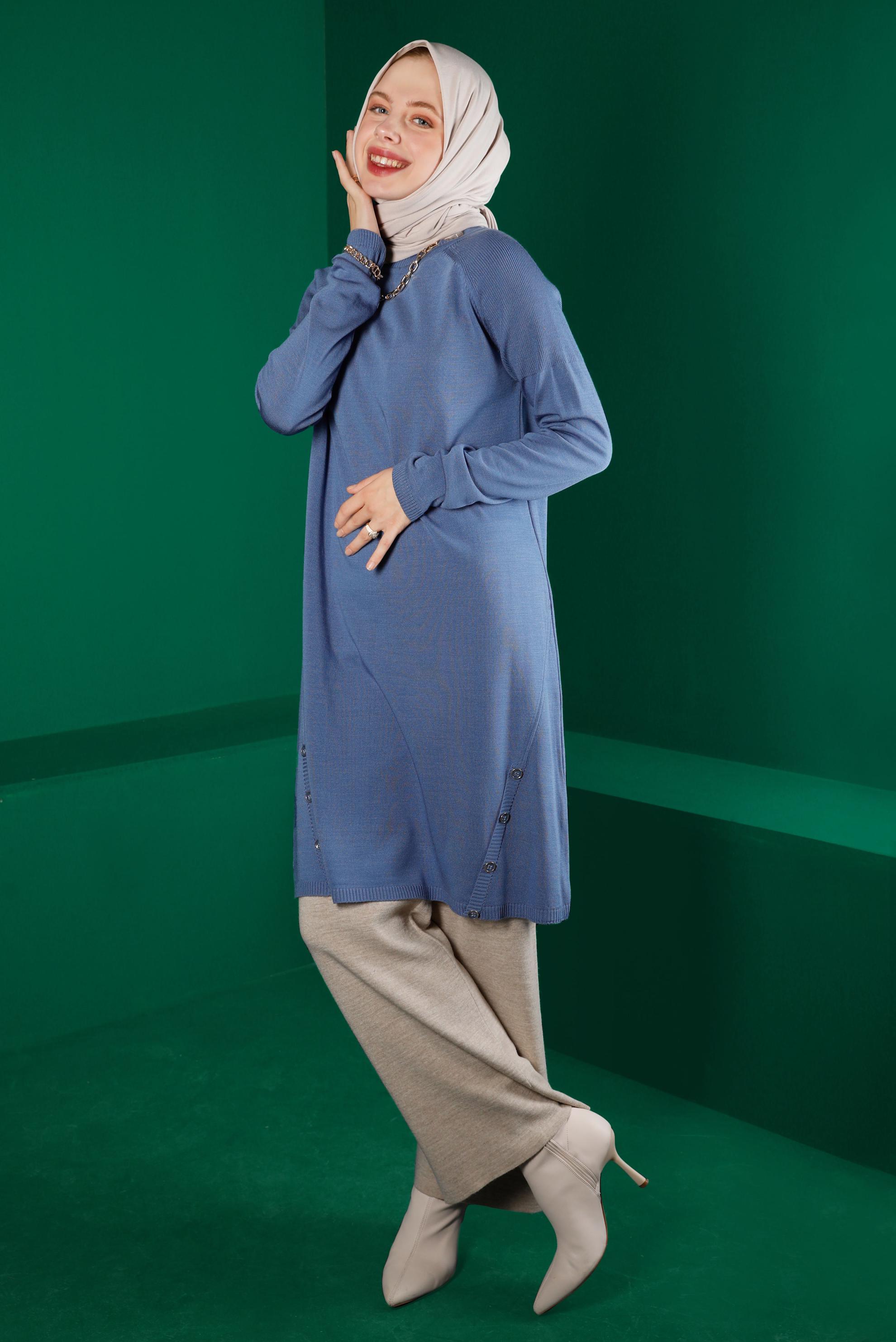 Tesettür giyim MAVİ DÜĞME DETAYLI TRİKO TUNİK 43115 