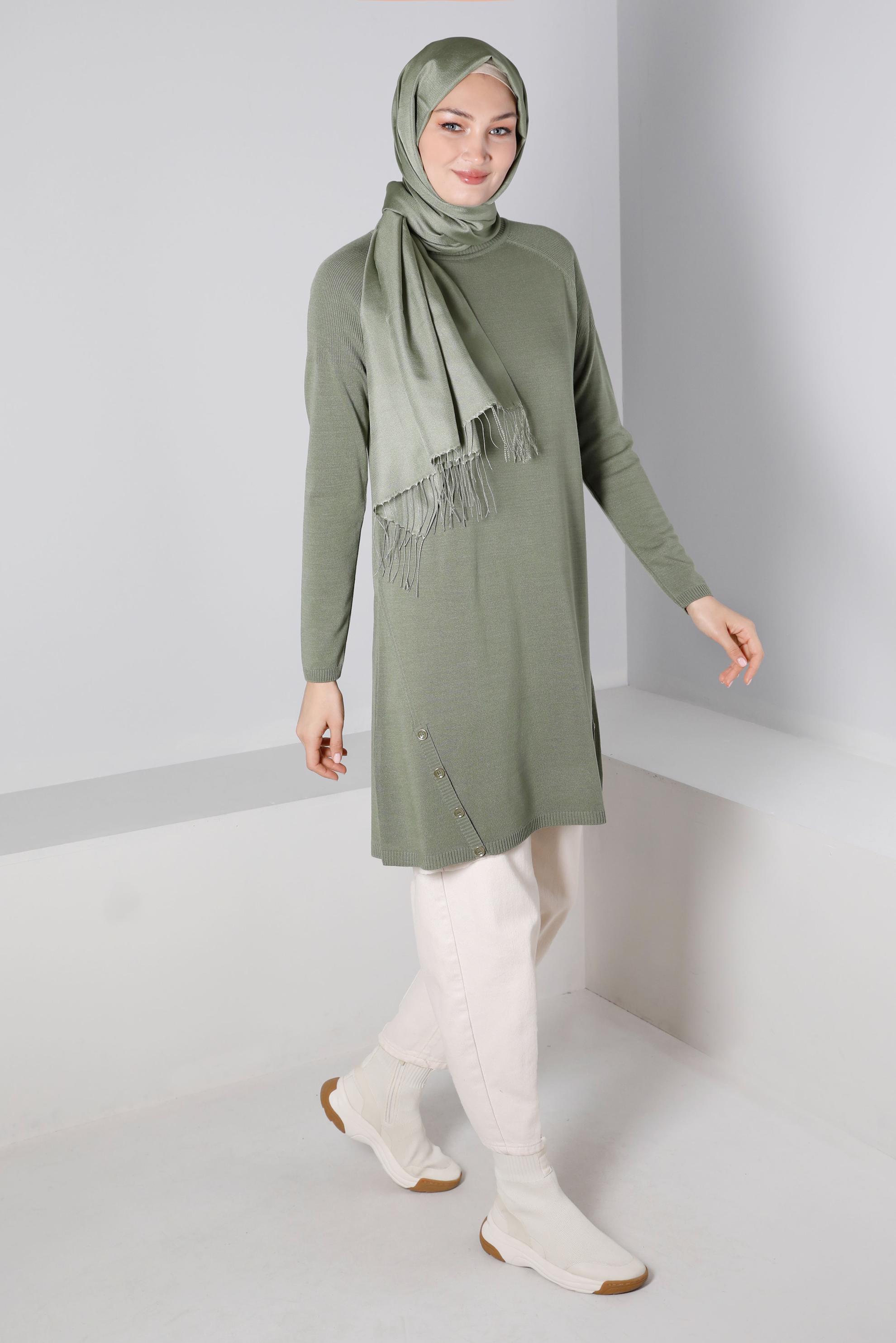 Tesettür giyim YEŞİL DÜĞME DETAYLI TRİKO TUNİK 43115 