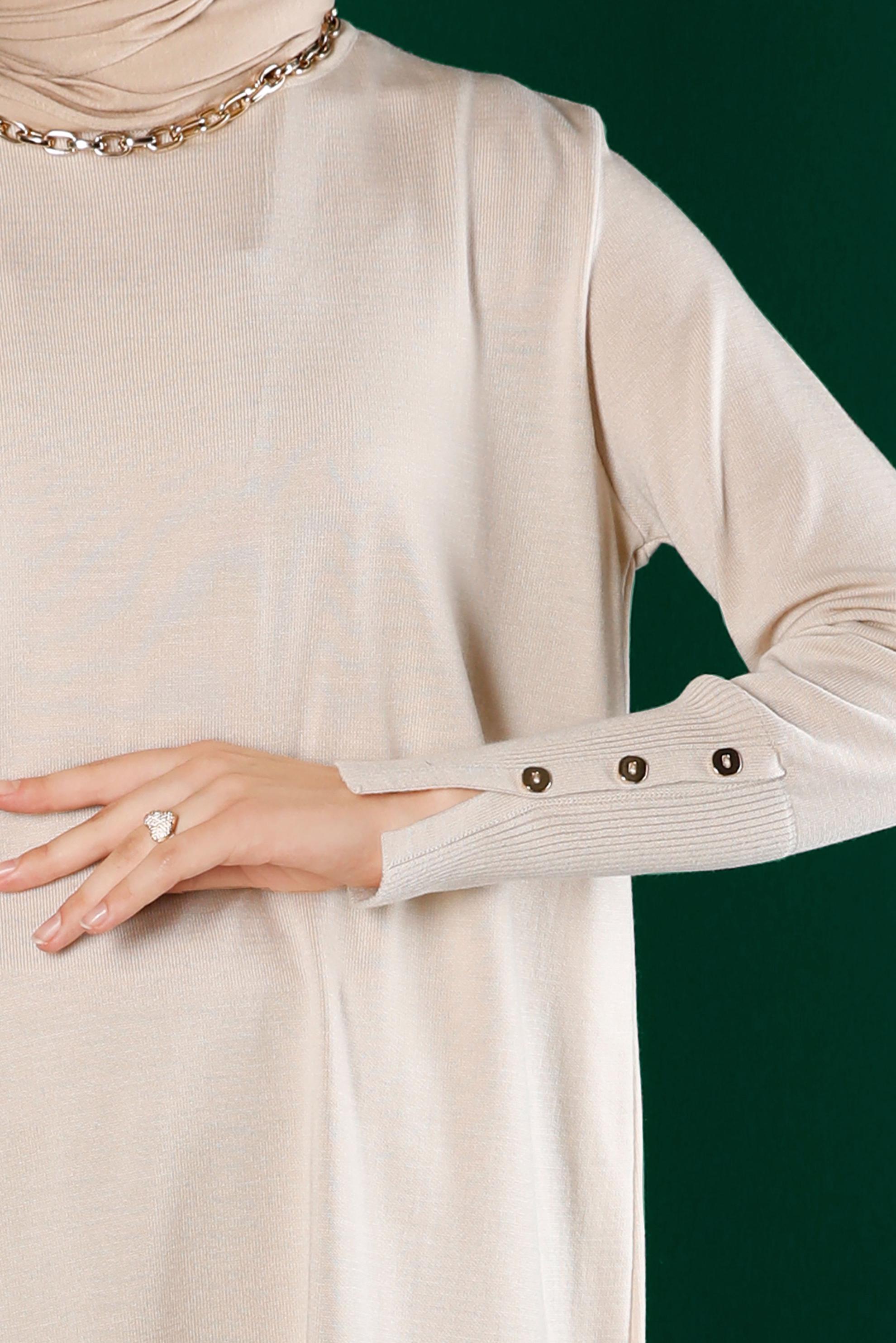 Tesettür giyim BEJ MANŞETLERİ DÜĞMELİ TRİKO TUNİK 43116	