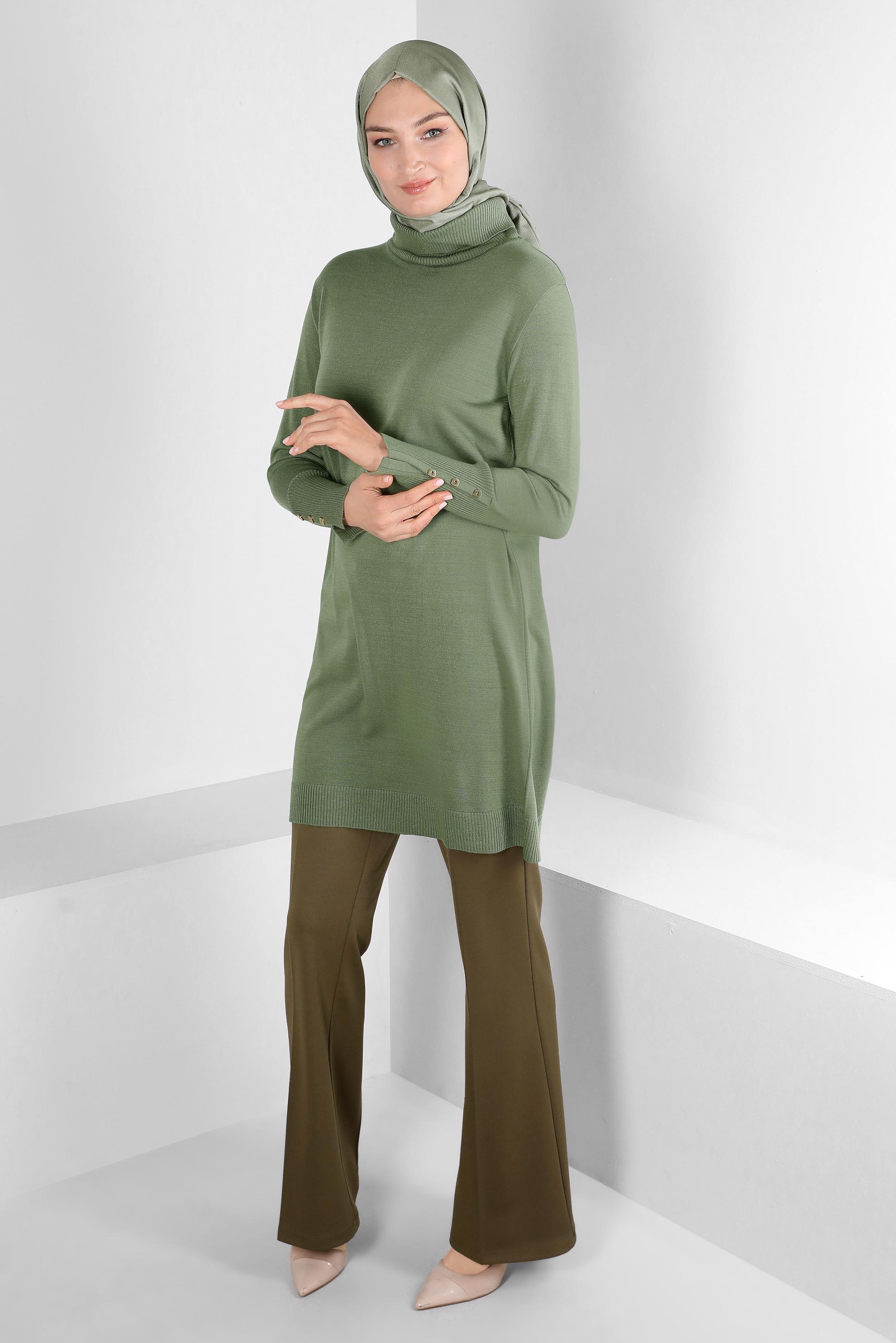 Tesettür giyim YEŞİL MANŞETLERİ DÜĞMELİ TRİKO TUNİK 43116	
