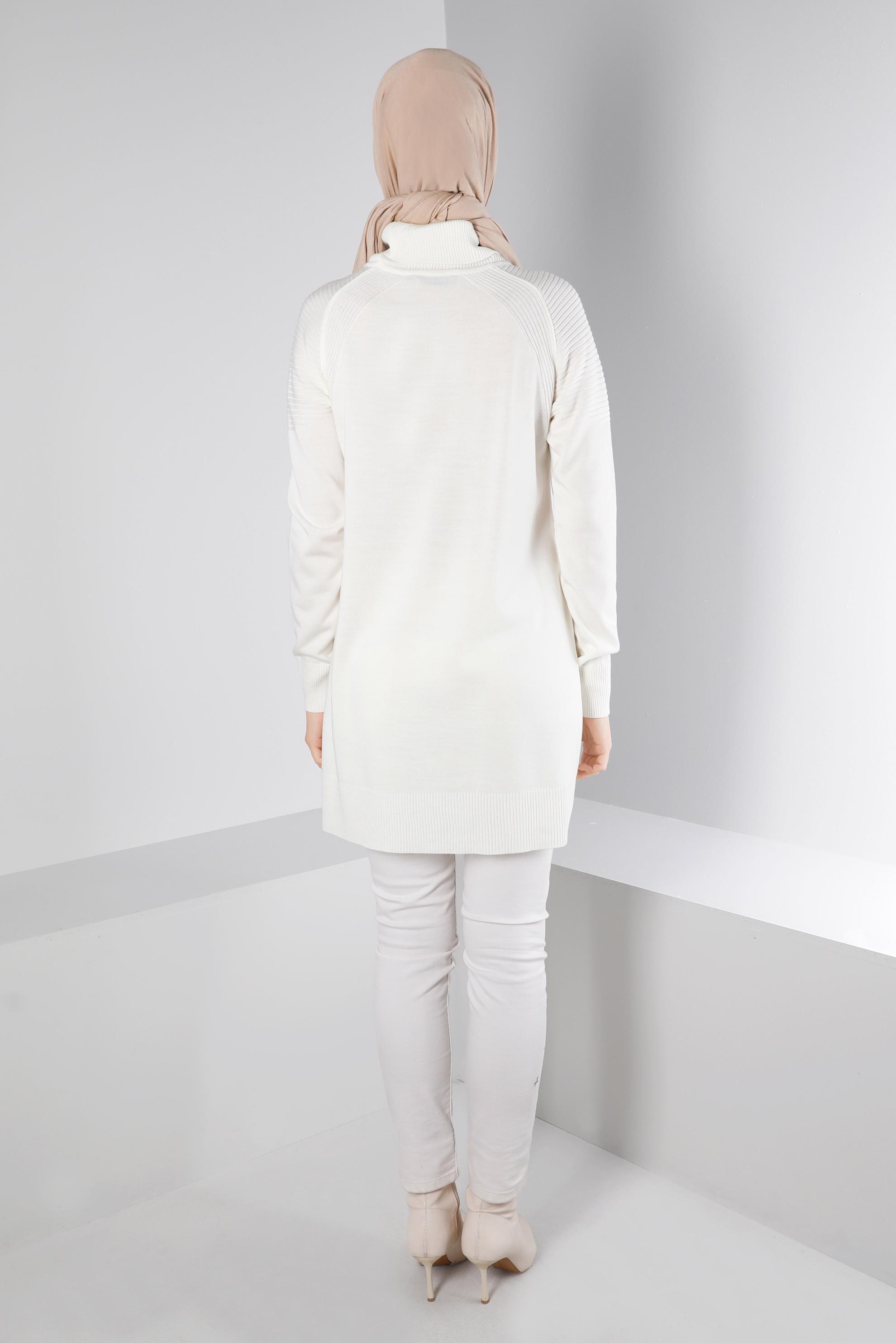 Tesettür giyim BEYAZ BALIKÇI YAKA TRİKO TUNİK 43117