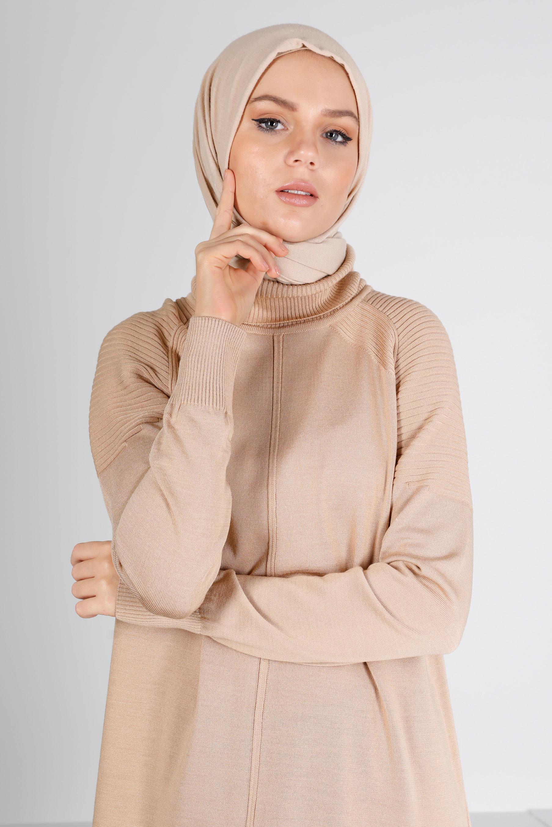 Tesettür giyim BEJ BALIKÇI YAKA TRİKO TUNİK 43117