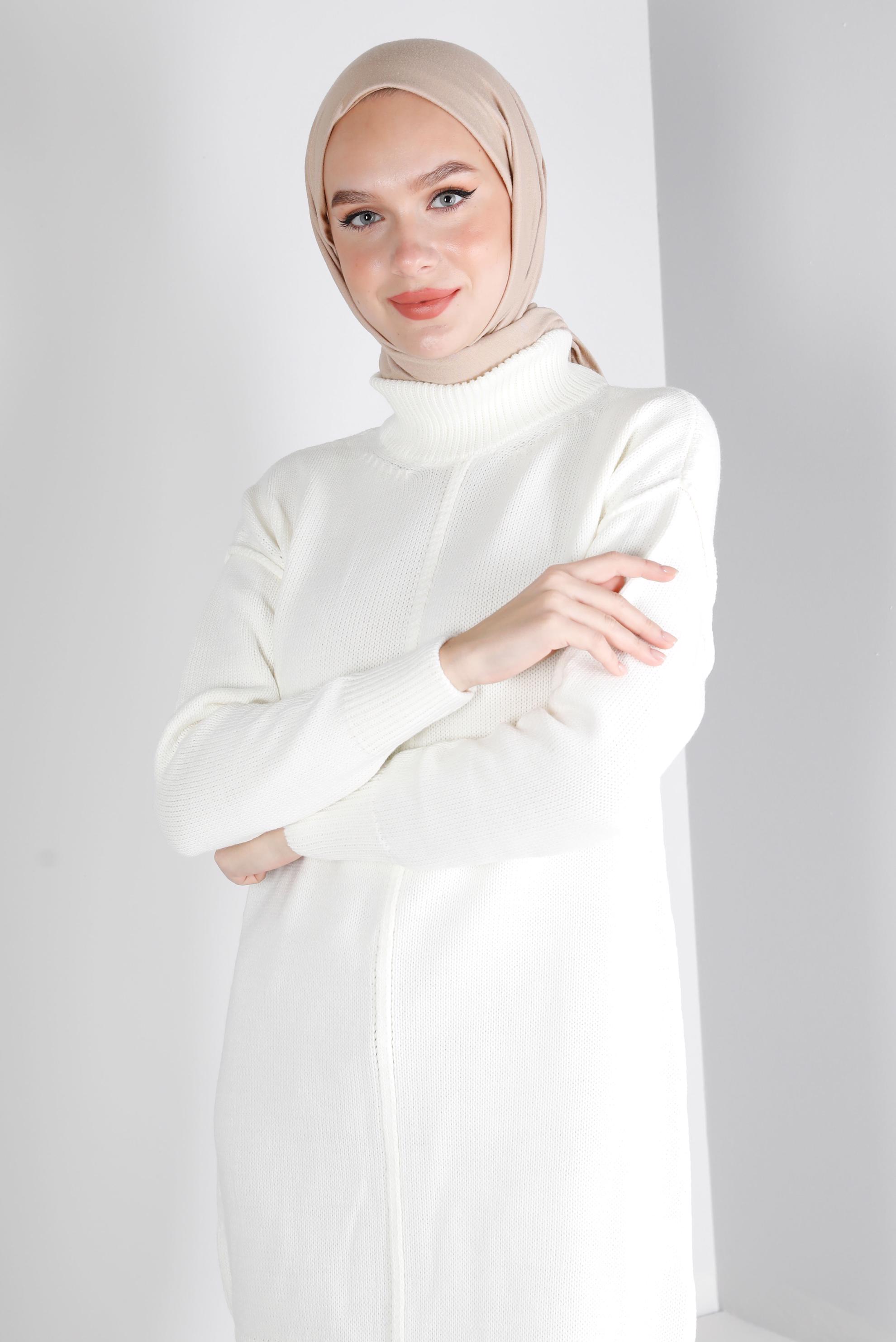 Tesettür giyim BEYAZ BALIKÇI YAKA TRİKO TUNİK 43120