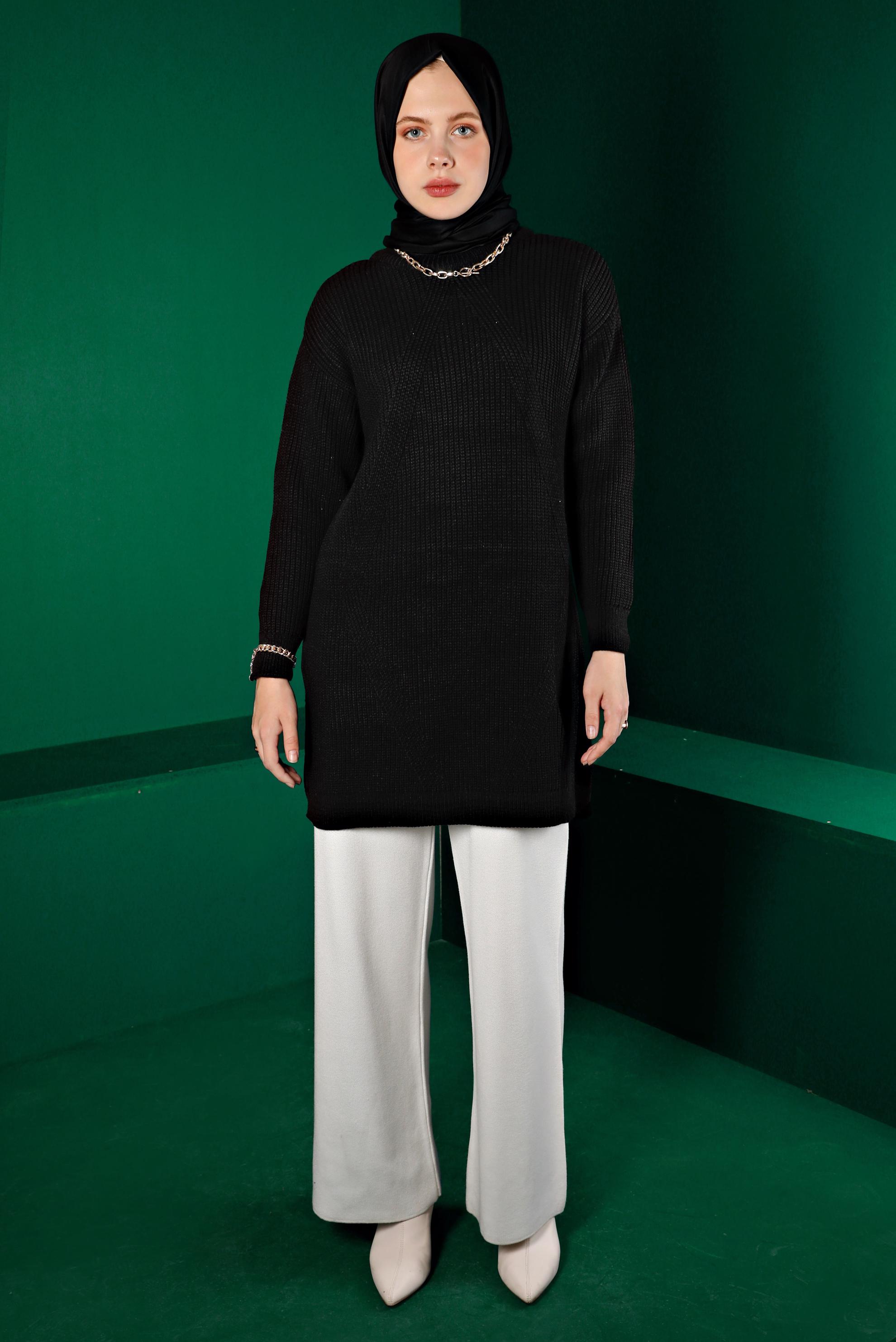 Tesettür giyim SİYAH KENDİNDEN DESENLİ TRİKO TUNİK 43121