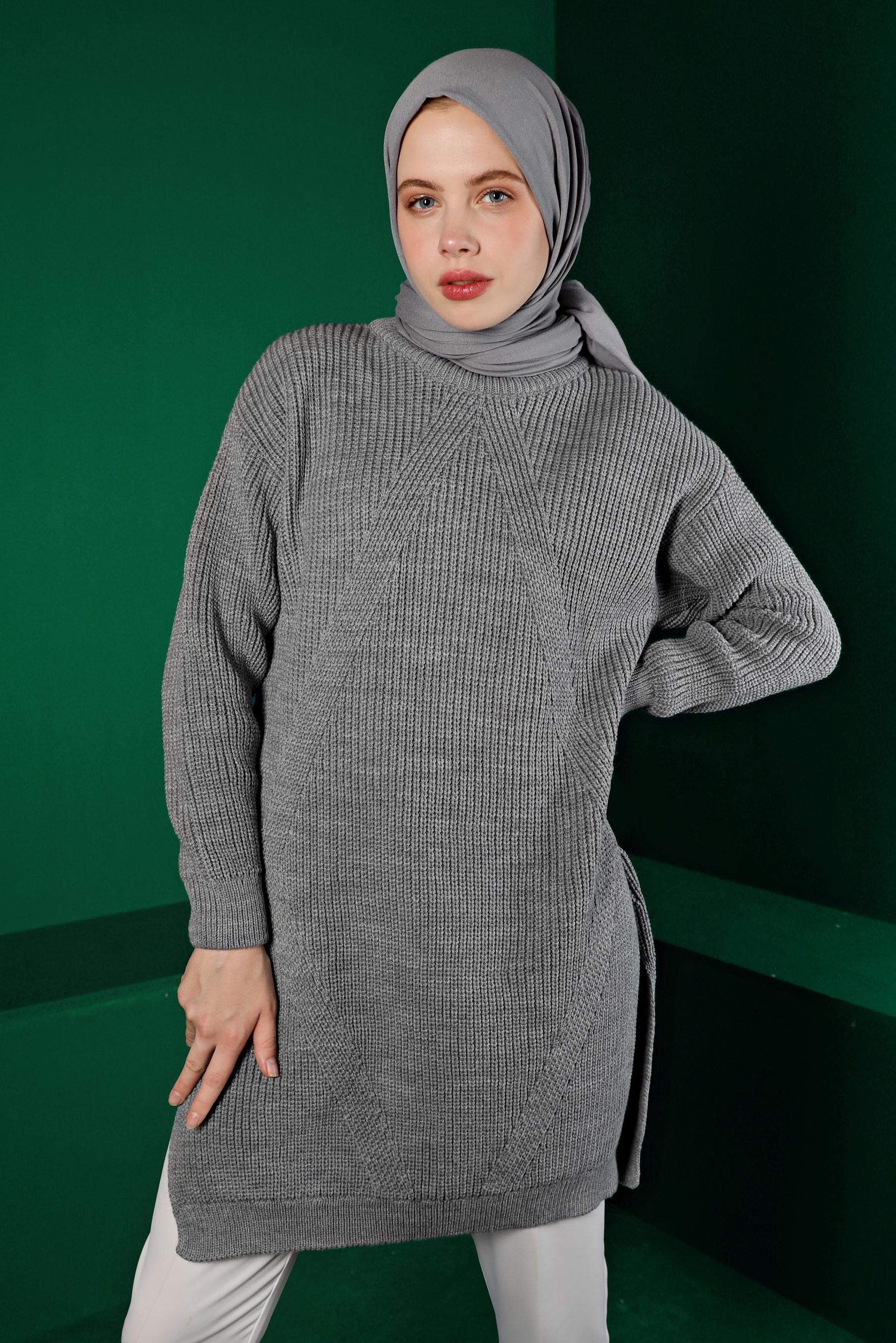 Tesettür giyim GRİ KENDİNDEN DESENLİ TRİKO TUNİK 43121