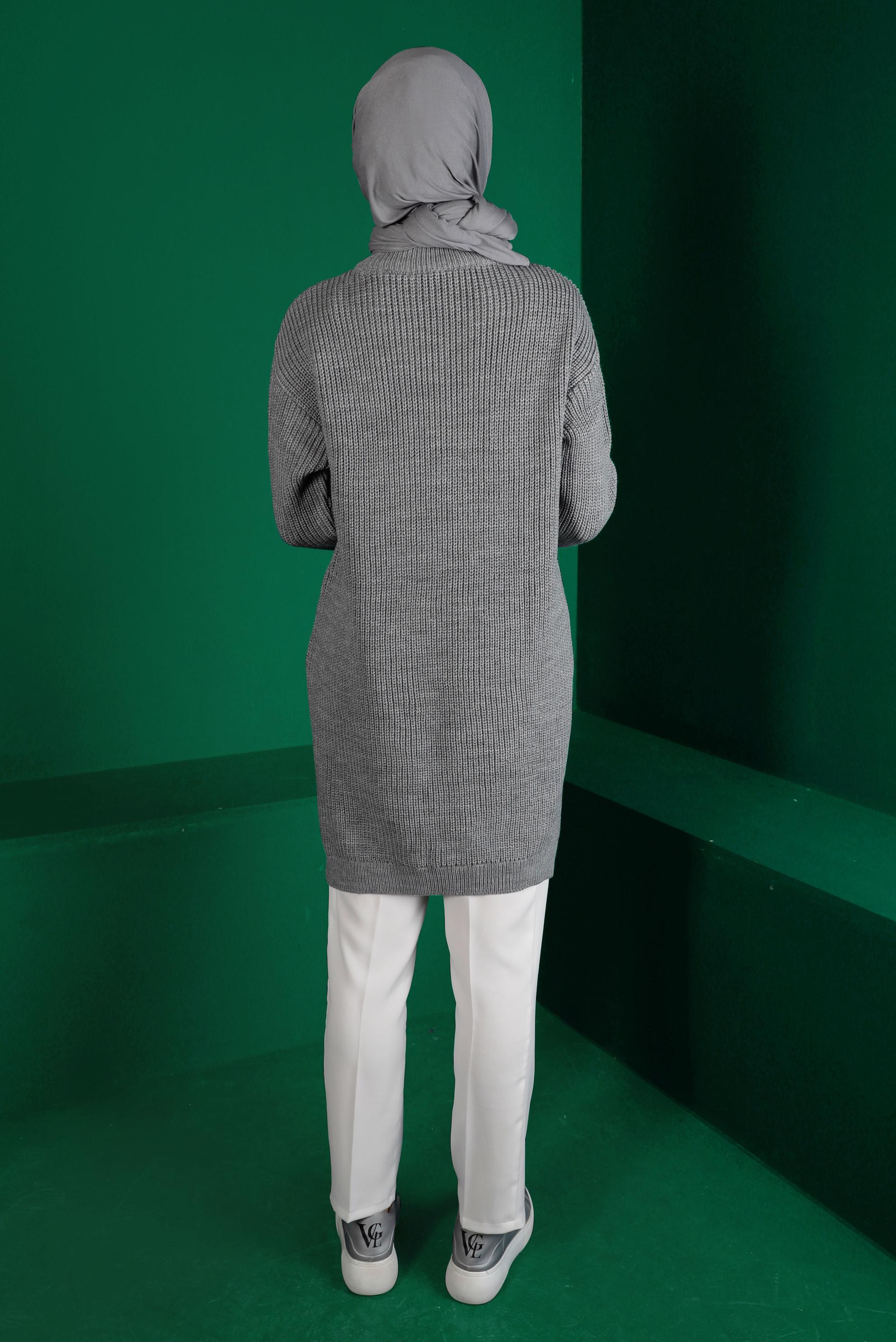 Tesettür giyim GRİ KENDİNDEN DESENLİ TRİKO TUNİK 43121