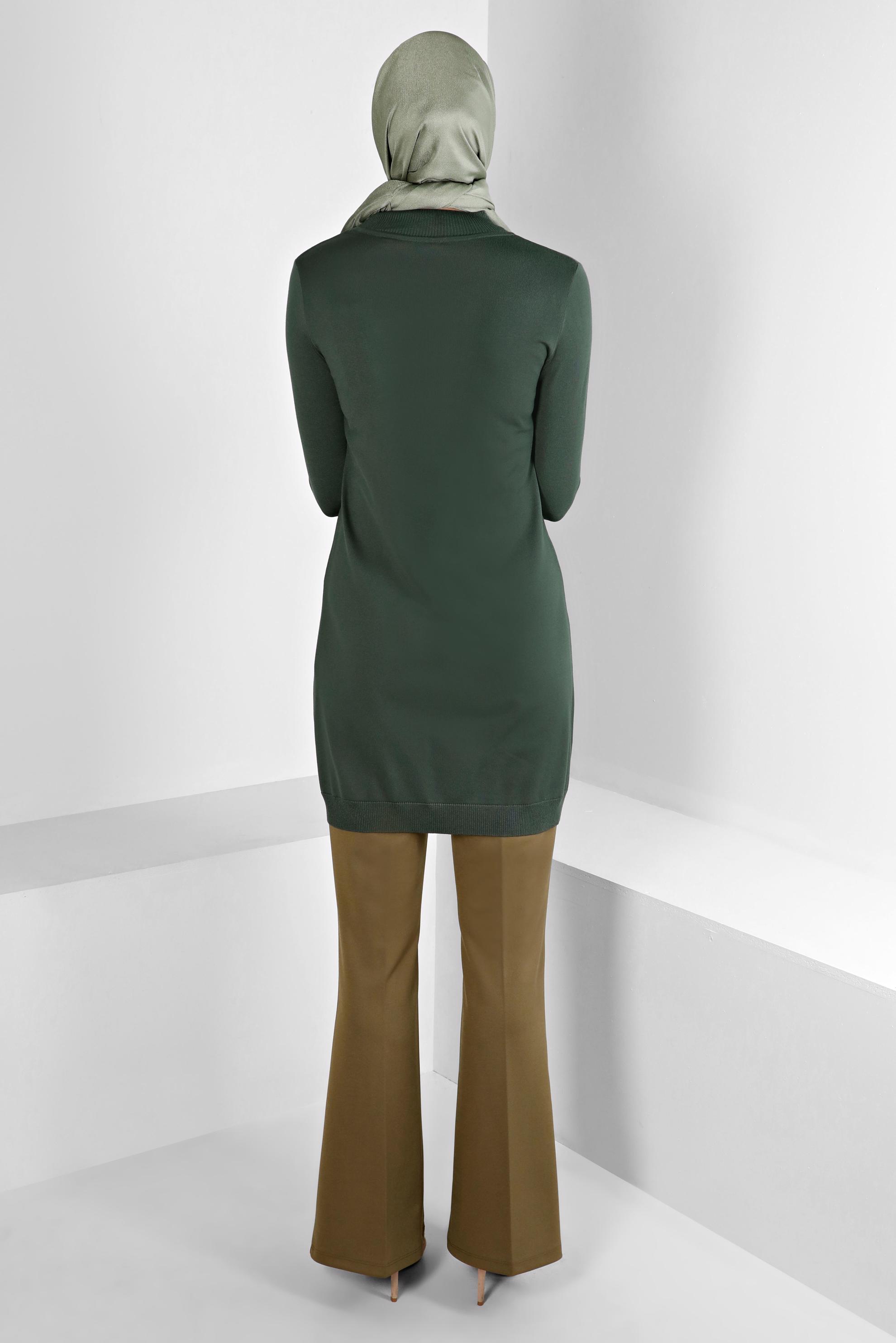 Tesettür giyim HAKİ TAŞ DETAYLI BOĞAZLI TRİKO TUNİK 43136