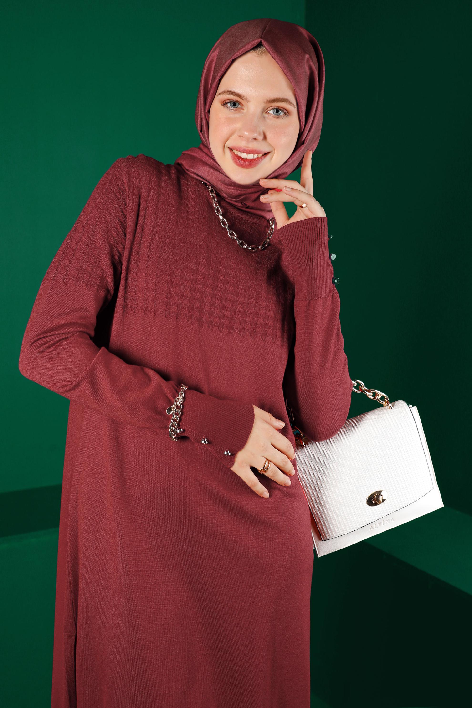 Tesettür giyim BORDO KENDİNDEN DESENLİ TRİKO TUNİK 43137