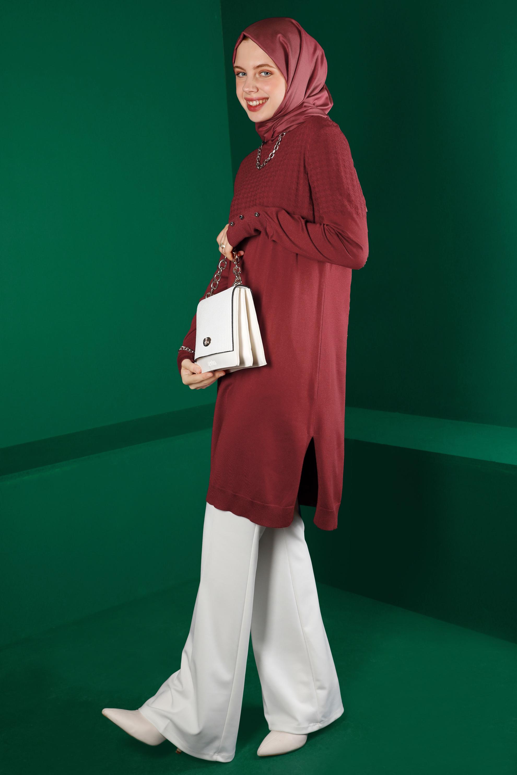 Tesettür giyim BORDO KENDİNDEN DESENLİ TRİKO TUNİK 43137