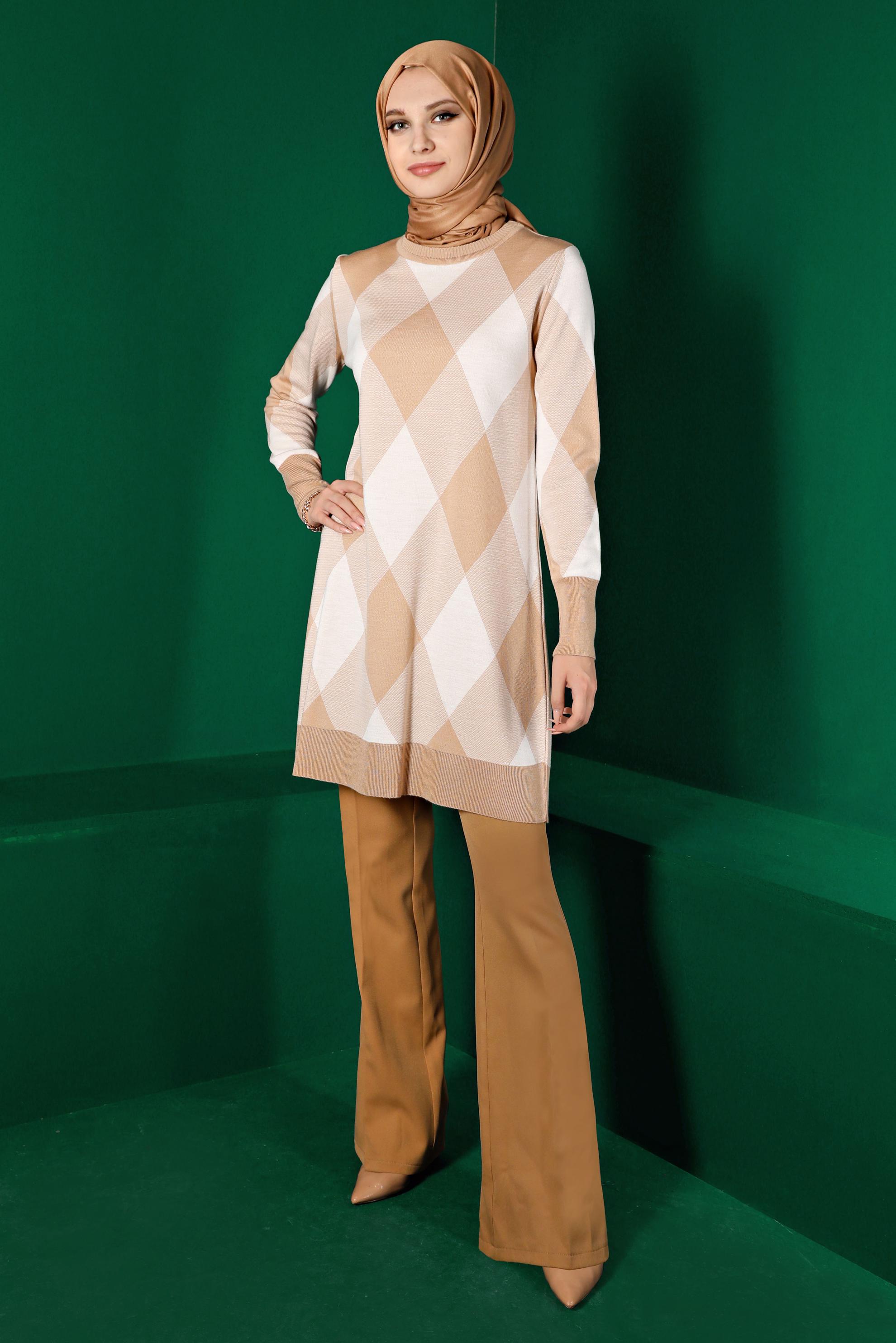 Tesettür giyim BEJ BAKLAVA DESENLİ TRİKO TUNİK 43139 