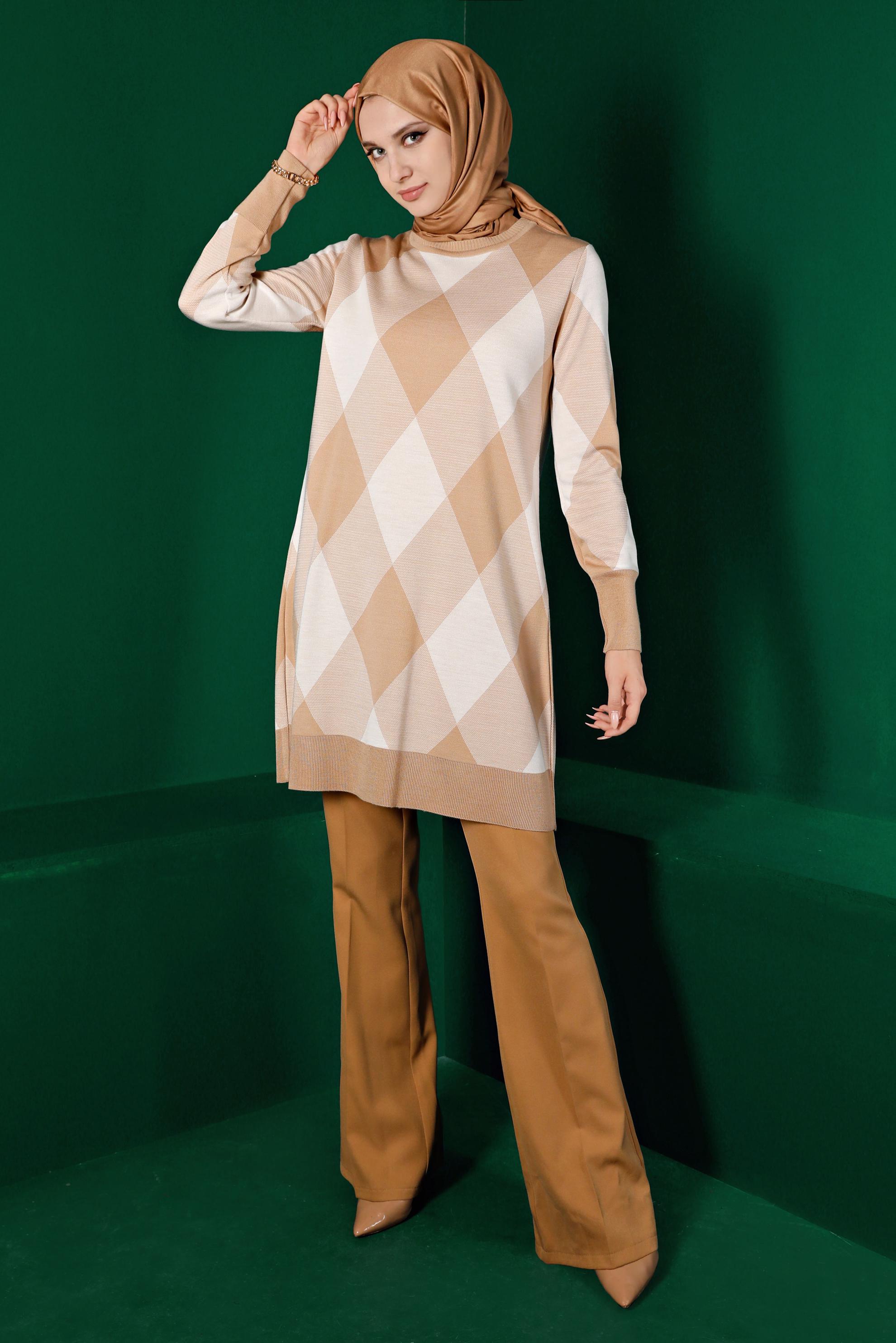 Tesettür giyim BEJ BAKLAVA DESENLİ TRİKO TUNİK 43139 