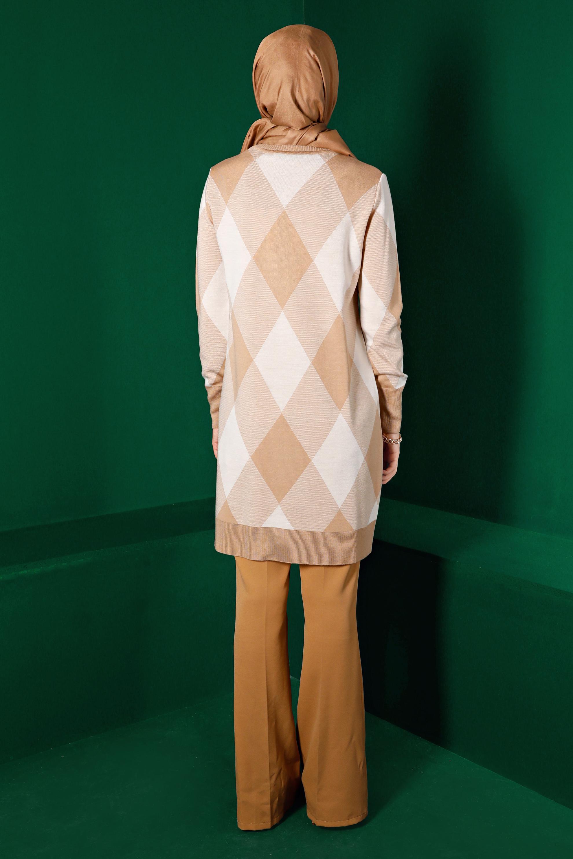 Tesettür giyim BEJ BAKLAVA DESENLİ TRİKO TUNİK 43139 