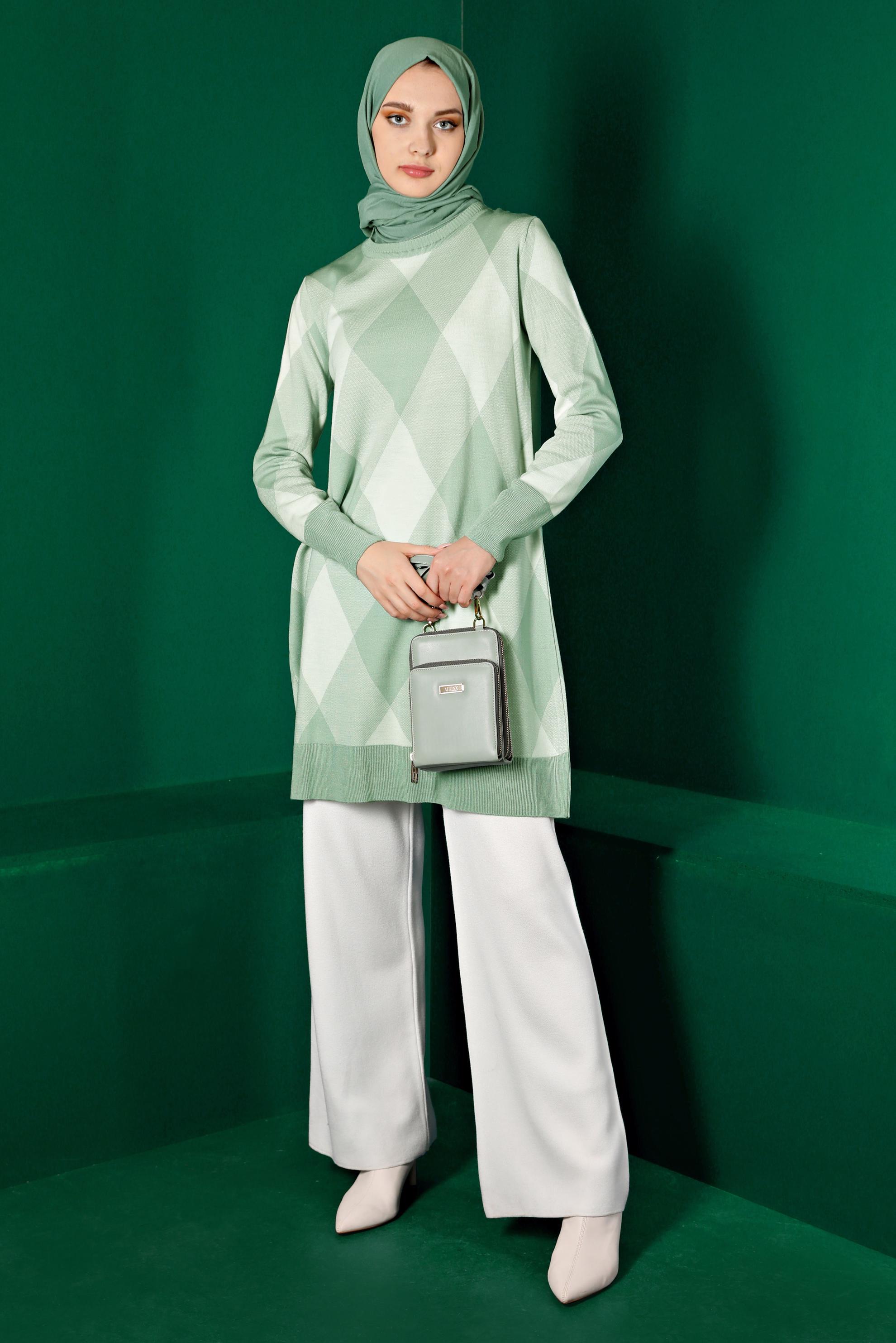 Tesettür giyim YEŞİL BAKLAVA DESENLİ TRİKO TUNİK 43139 