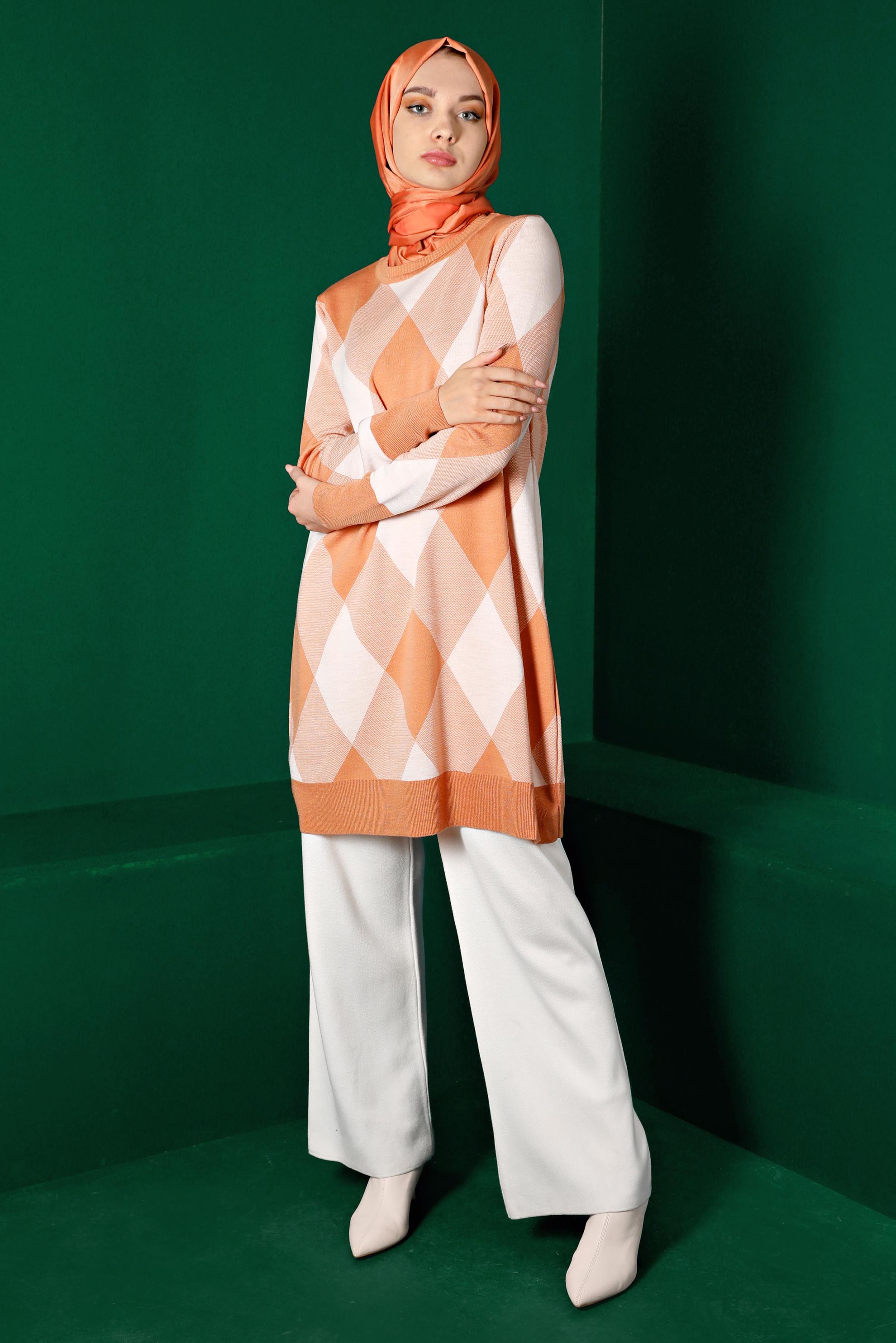 Tesettür giyim PUDRA BAKLAVA DESENLİ TRİKO TUNİK 43139 