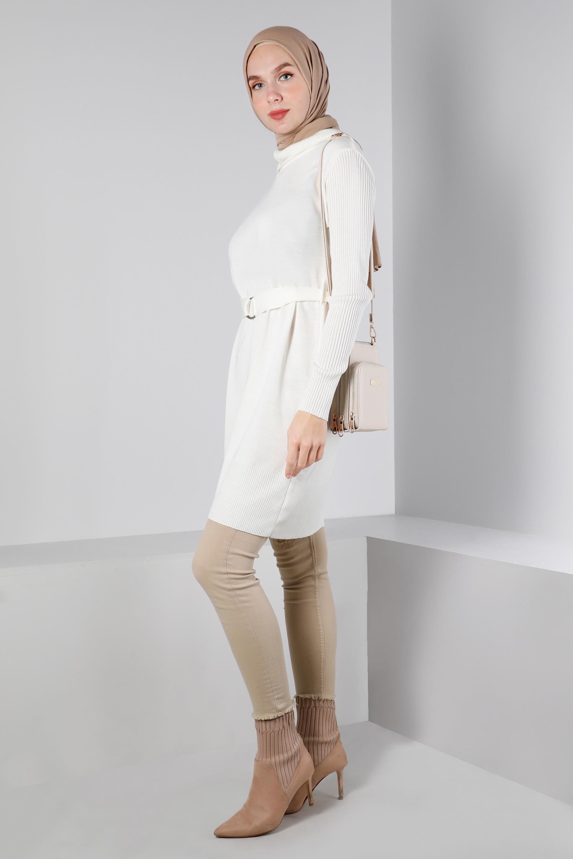 Tesettür giyim BEYAZ BELİ KUŞAKLI TRİKO TUNİK 43140