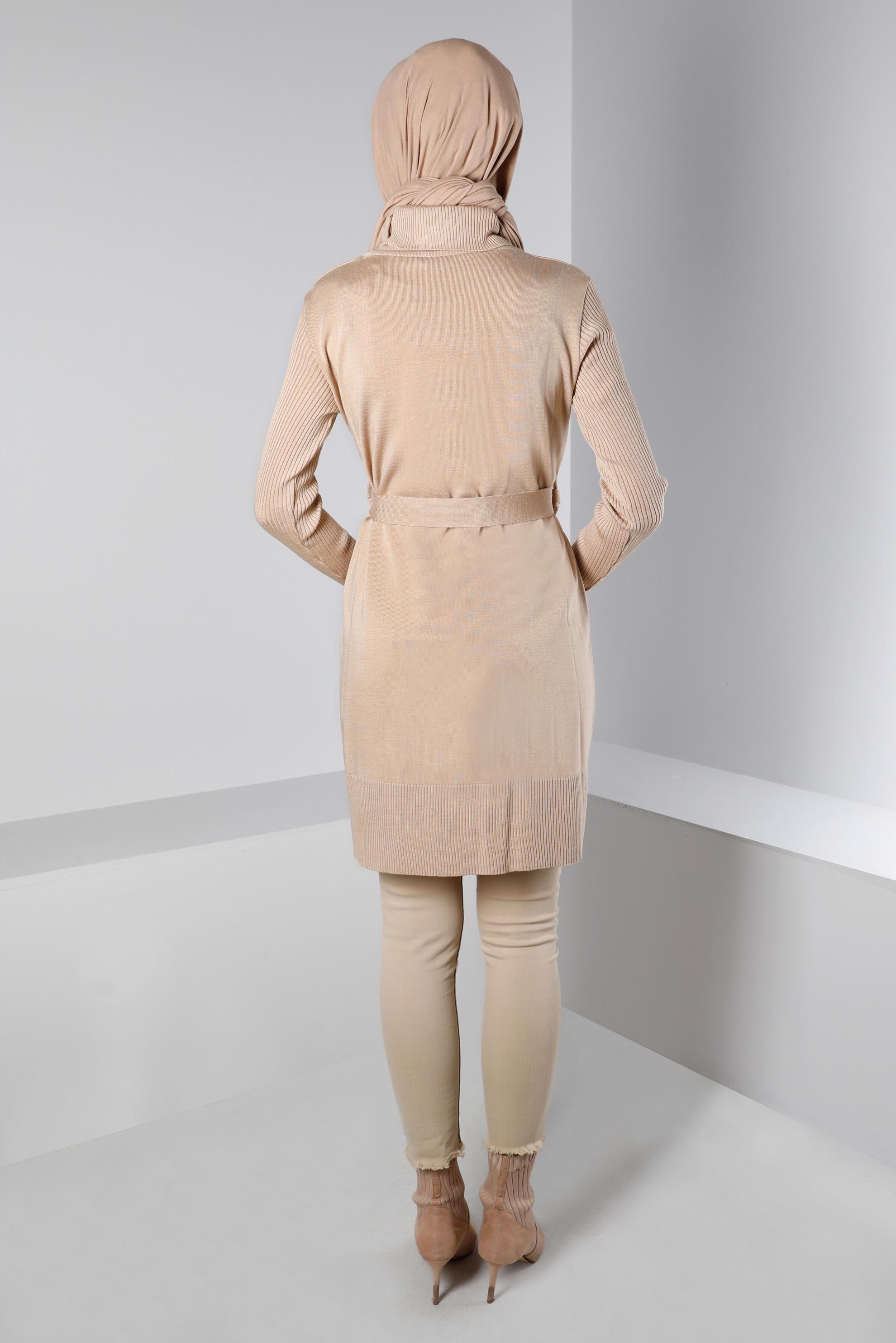 Tesettür giyim BEJ BELİ KUŞAKLI TRİKO TUNİK 43140