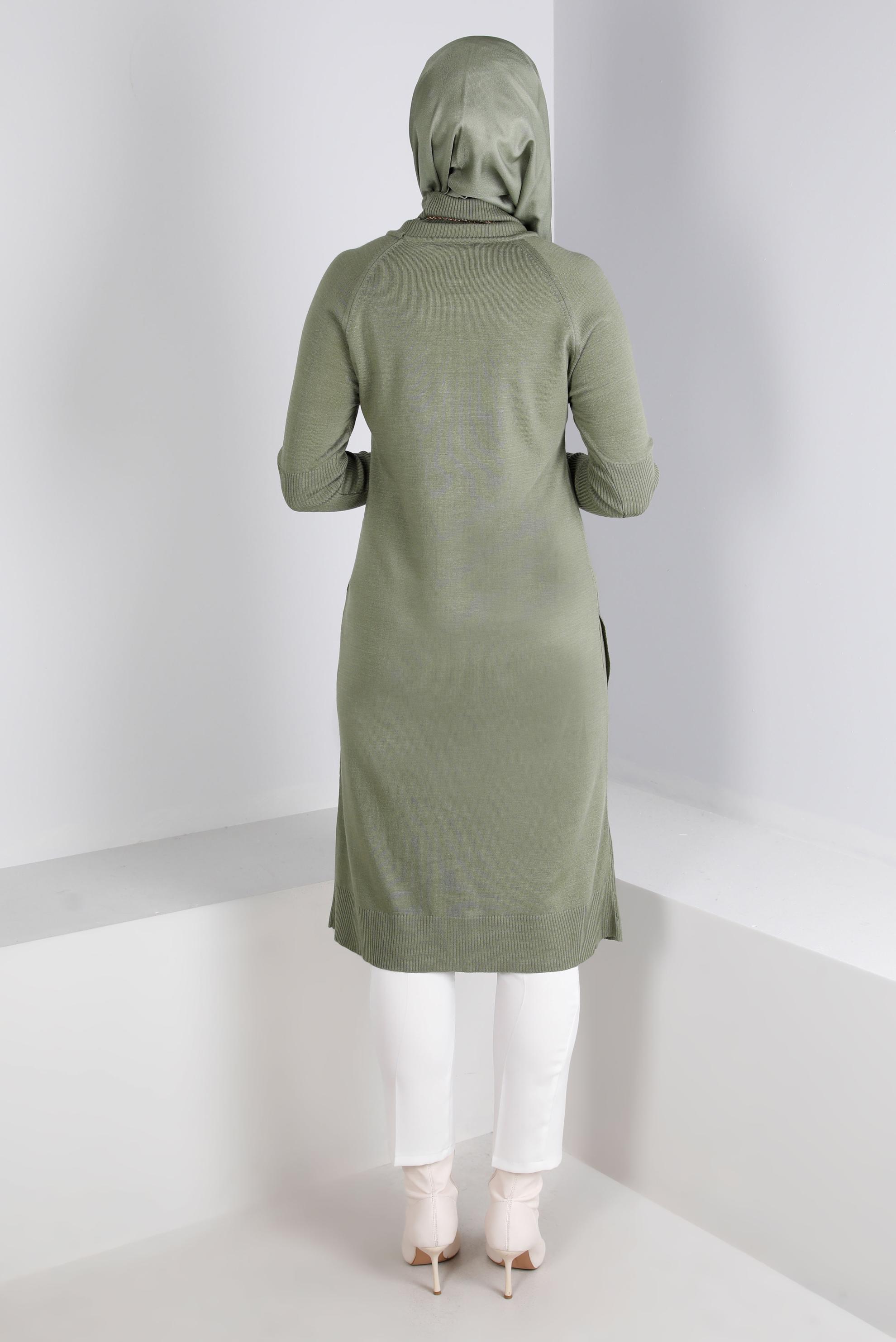 Tesettür giyim HAKİ YIRTMAÇ DETAYLI BASIC TRİKO TUNİK 43160