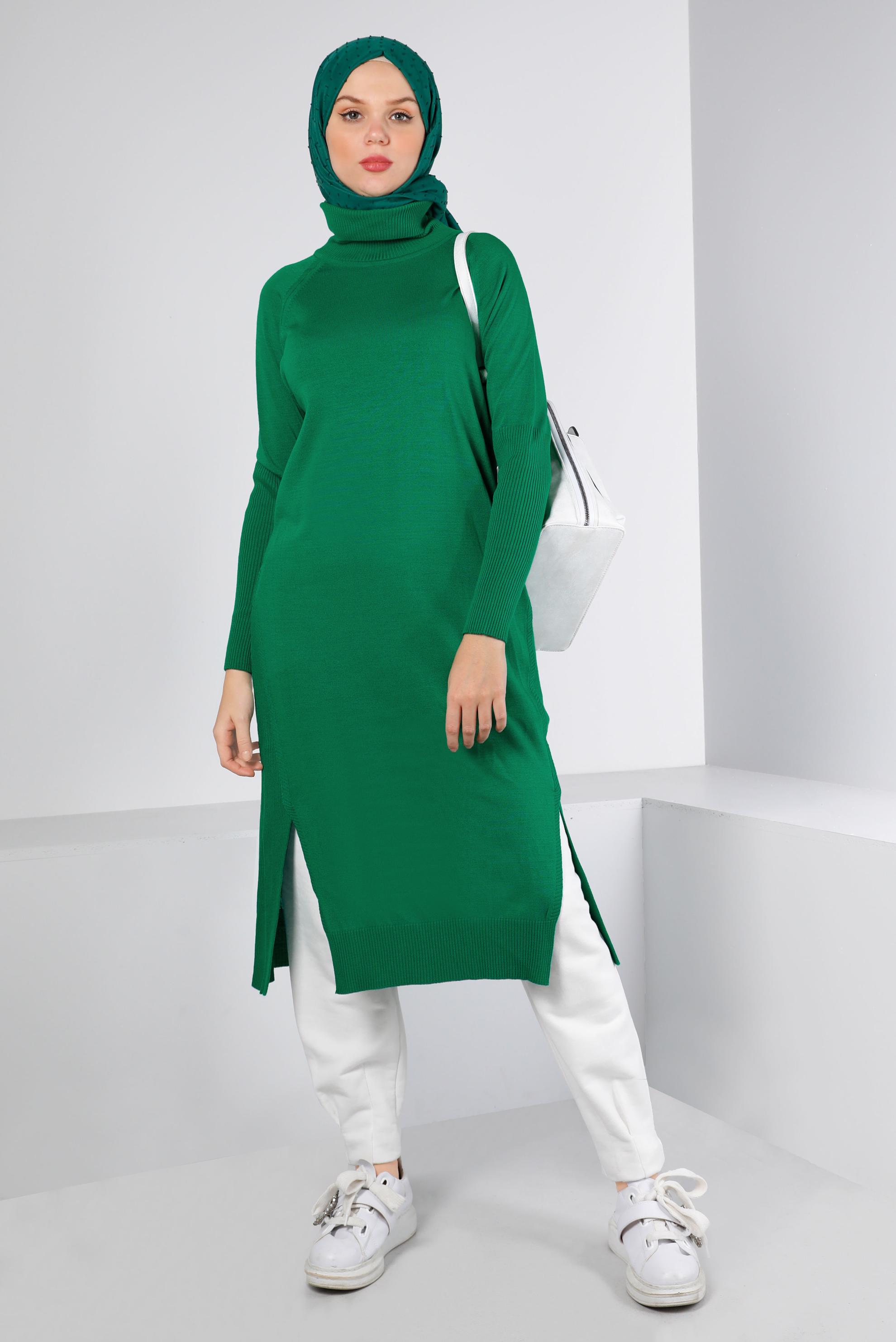 Tesettür giyim YEŞİL YIRTMAÇ DETAYLI BASIC TRİKO TUNİK 43160