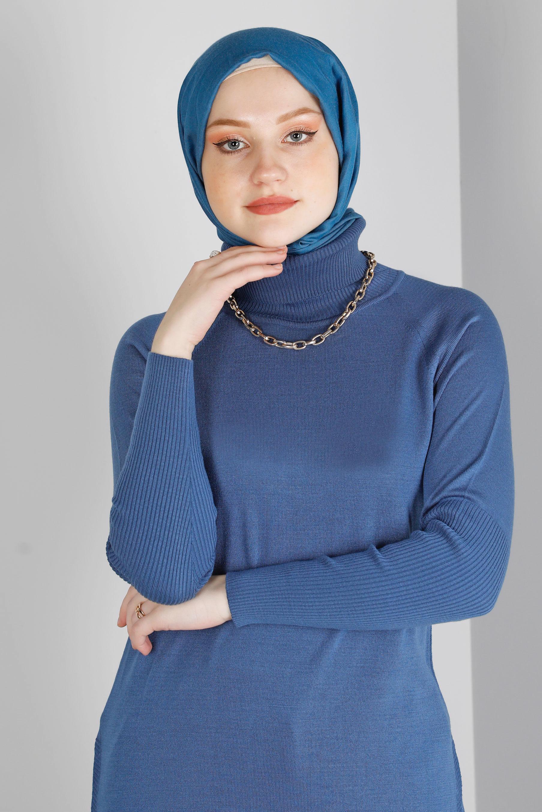 Tesettür giyim LACİVERT YIRTMAÇ DETAYLI BASIC TRİKO TUNİK 43160