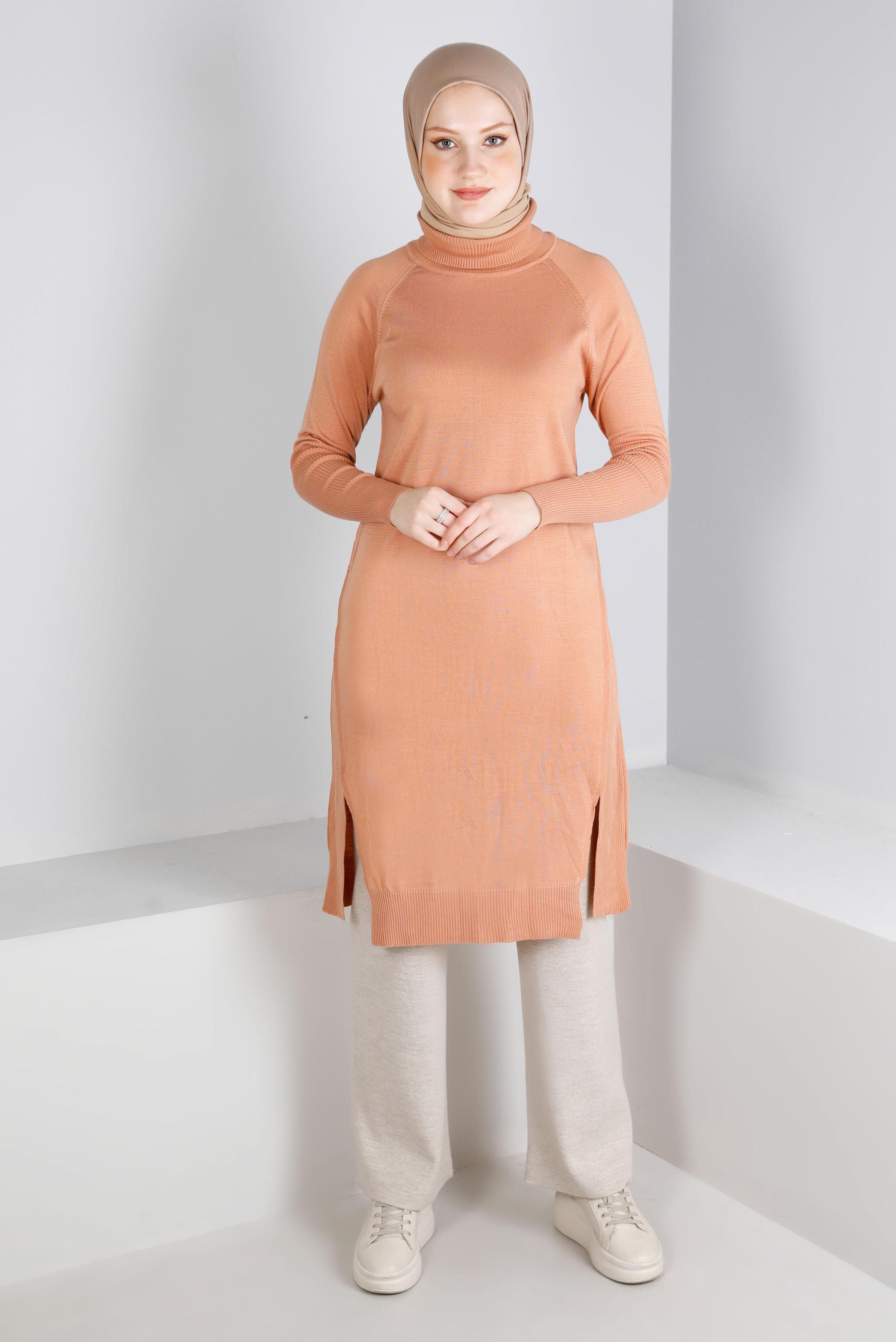 Tesettür giyim PUDRA YIRTMAÇ DETAYLI BASIC TRİKO TUNİK 43160