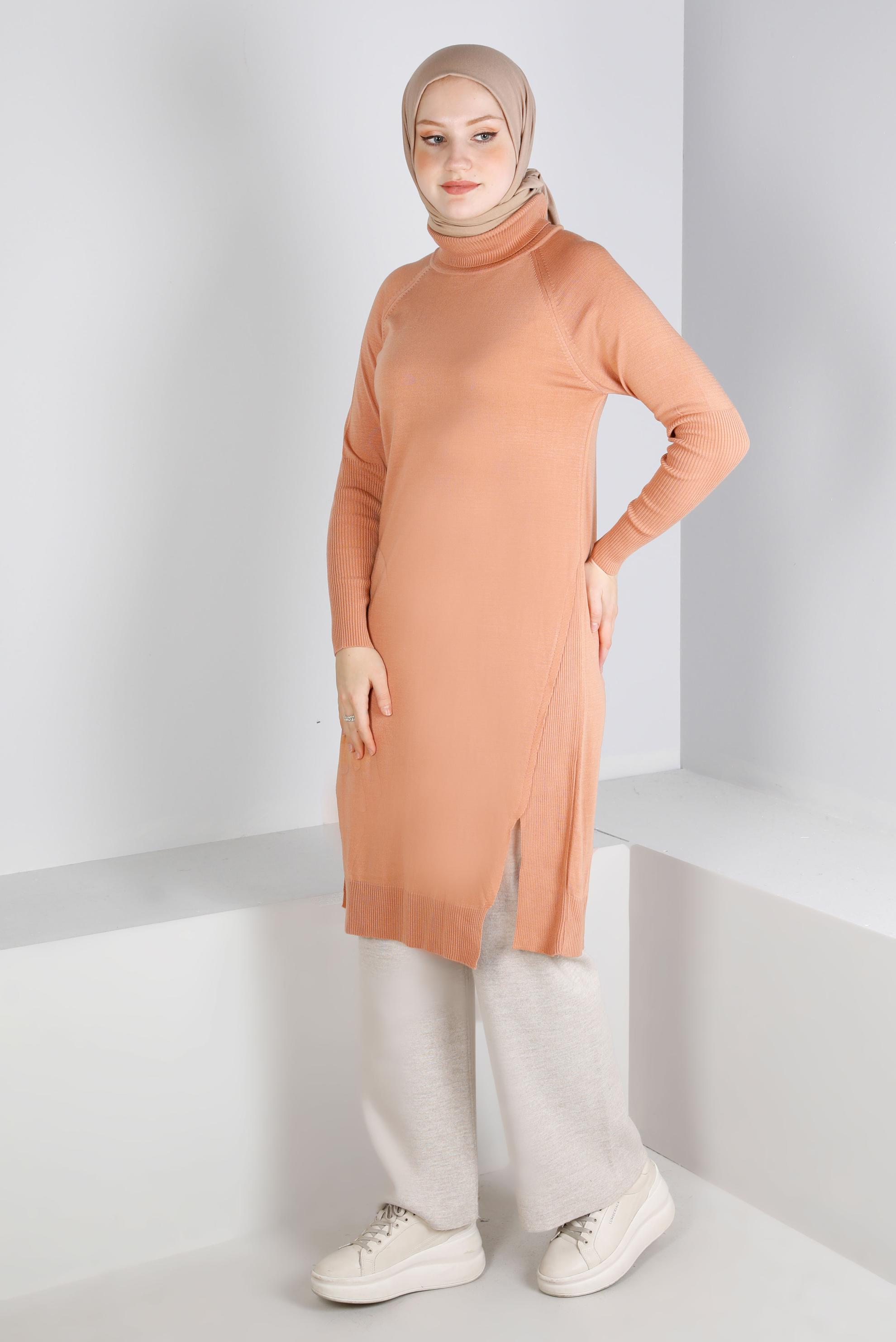 Tesettür giyim PUDRA YIRTMAÇ DETAYLI BASIC TRİKO TUNİK 43160