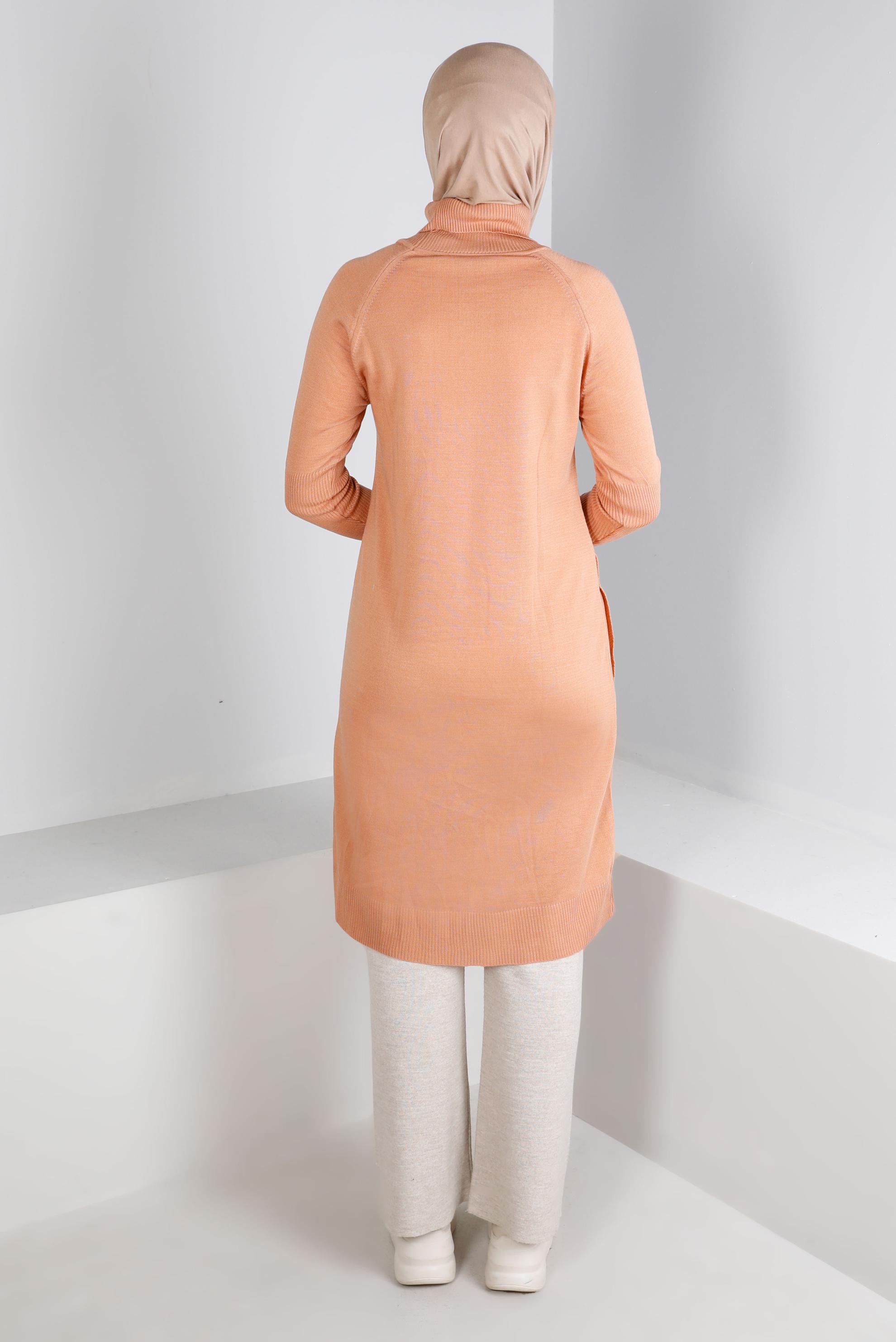 Tesettür giyim PUDRA YIRTMAÇ DETAYLI BASIC TRİKO TUNİK 43160