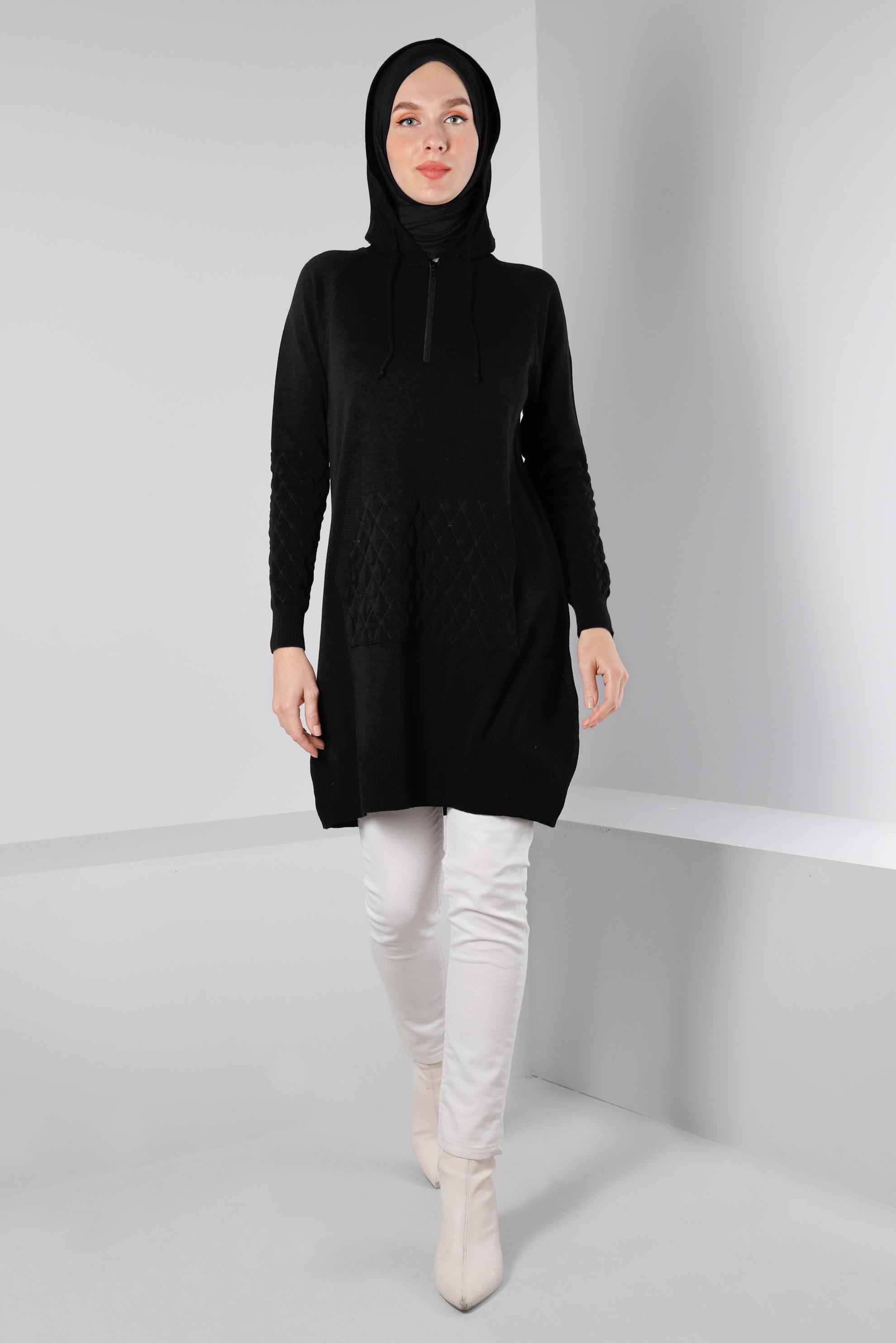 Tesettür giyim SİYAH KAPİTONE DETAYLI KAPÜŞONLU TRİKO TUNİK 43162