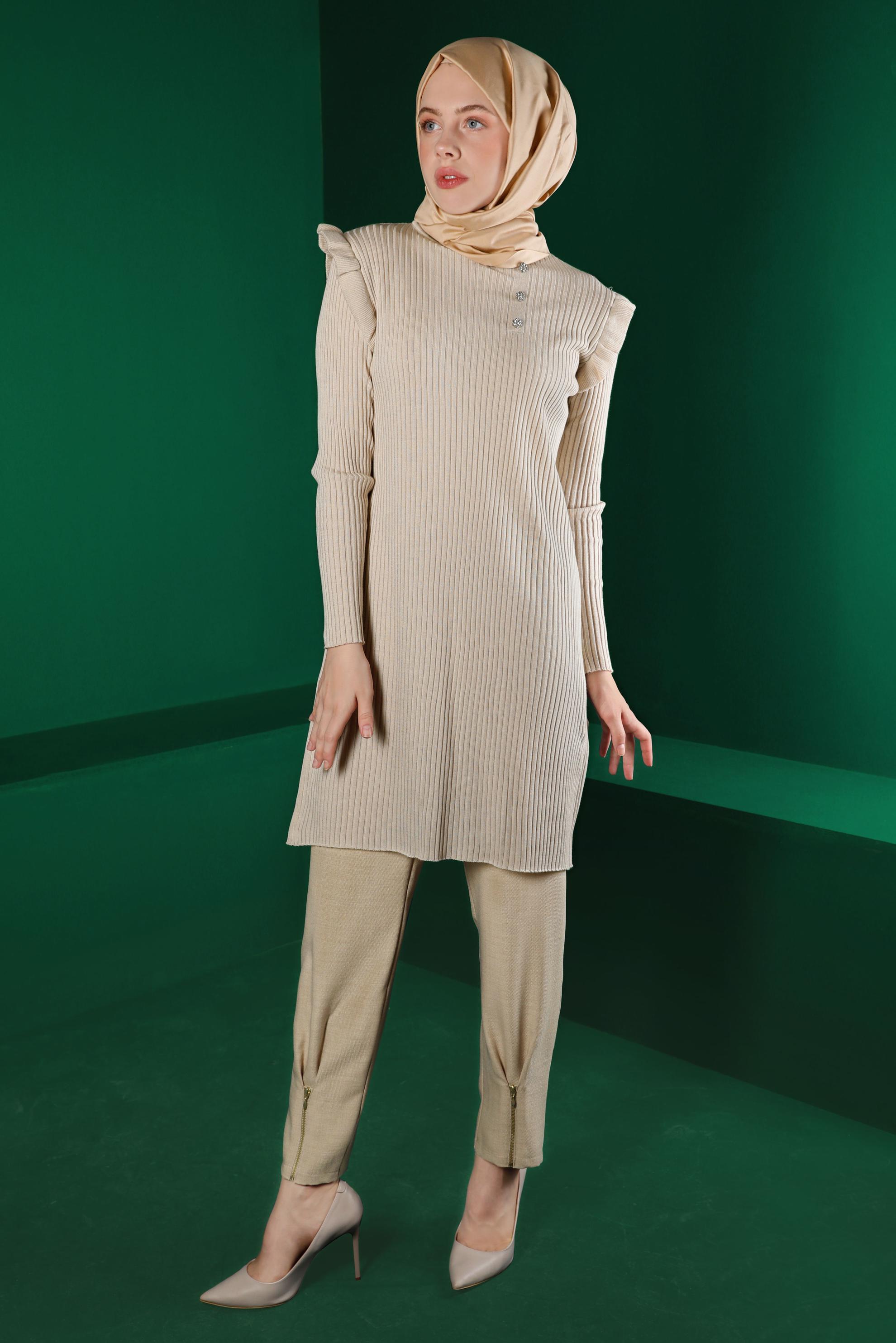 Tesettür giyim BEJ TAŞLI FIRFIRLI TRİKO TUNİK 43163