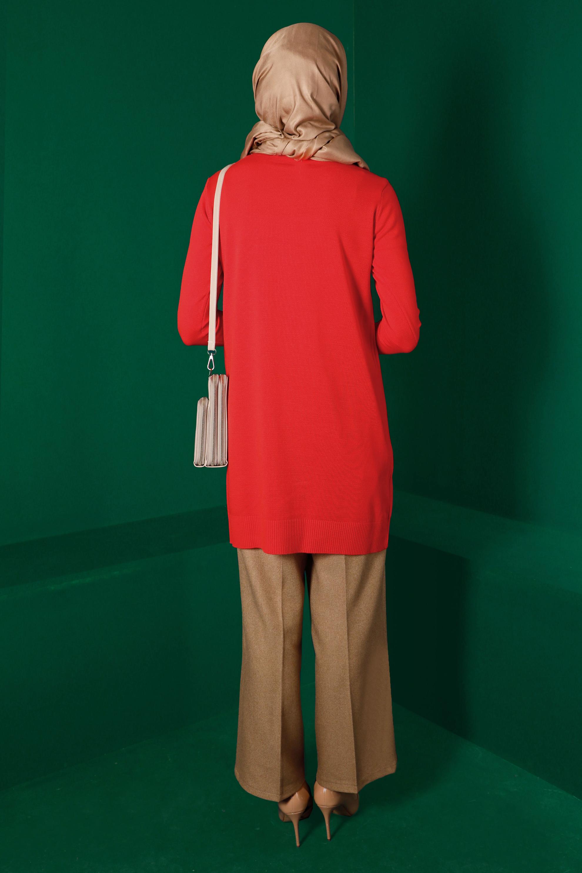 Tesettür giyim KIRMIZI DÜĞME DETAYLI TRİKO TUNİK 43164 