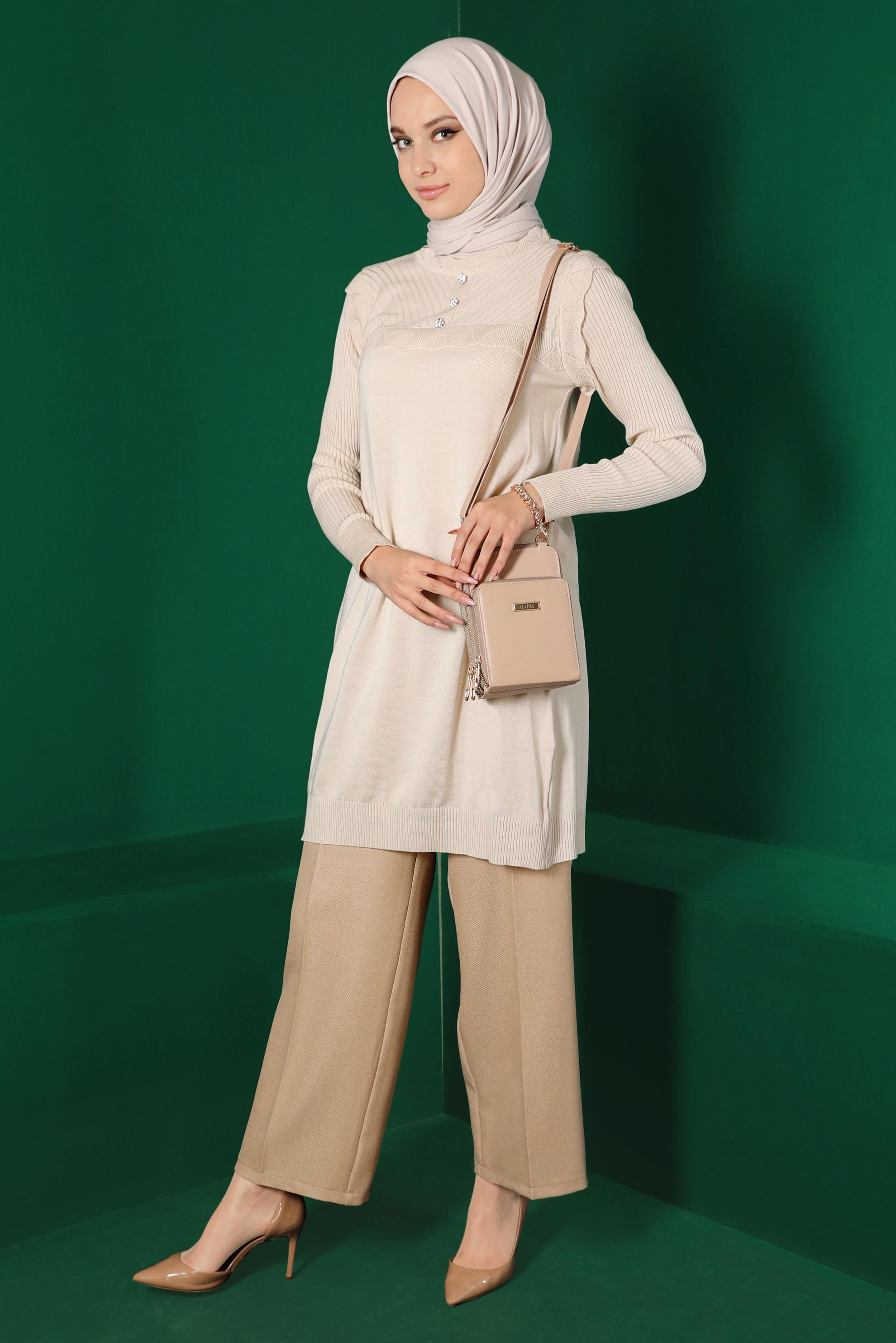 Tesettür giyim BEJ TAŞ DETAYLI TRİKO TUNİK 43165 