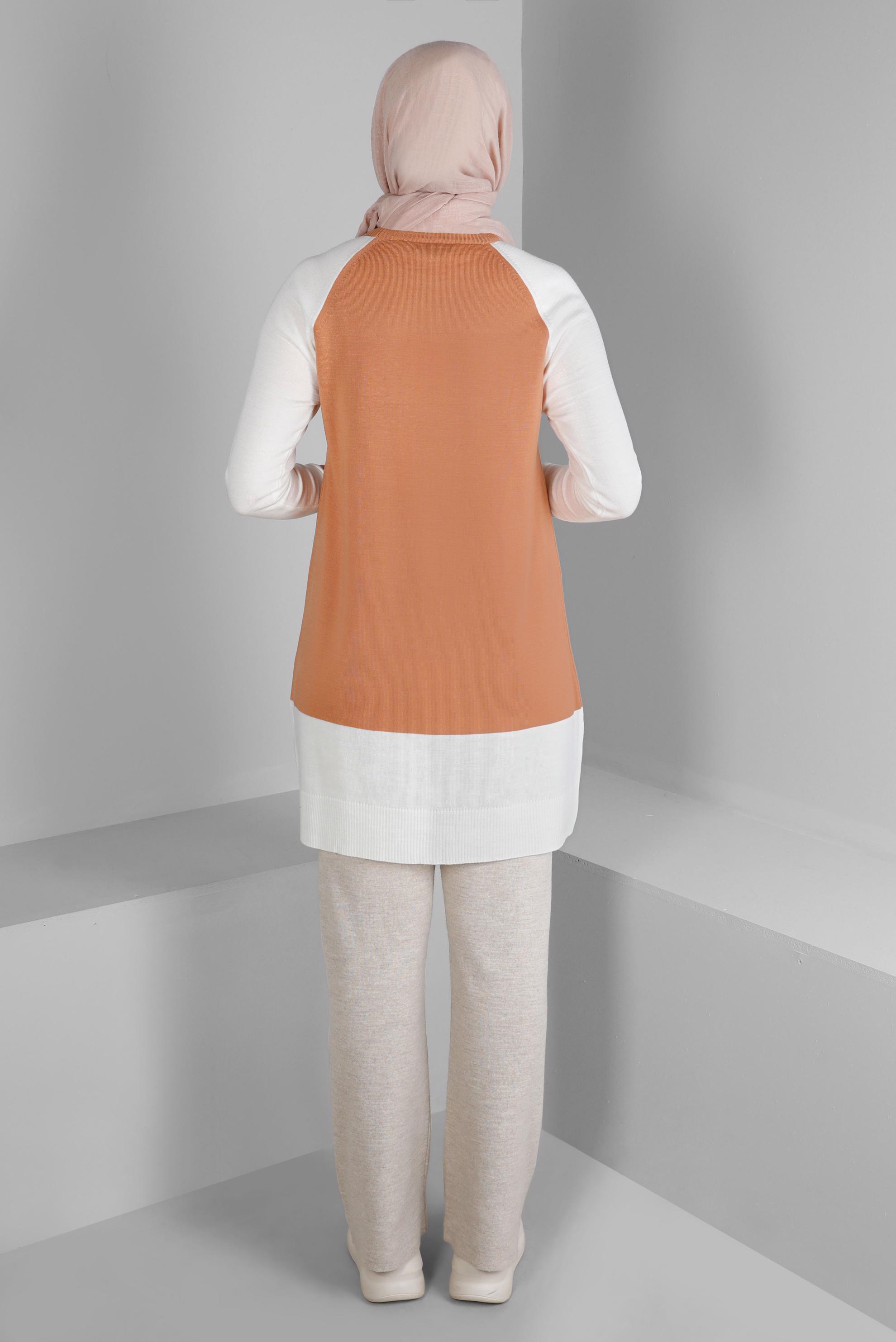 Tesettür giyim PUDRA RENK BLOKLU TRİKO TUNİK 43168