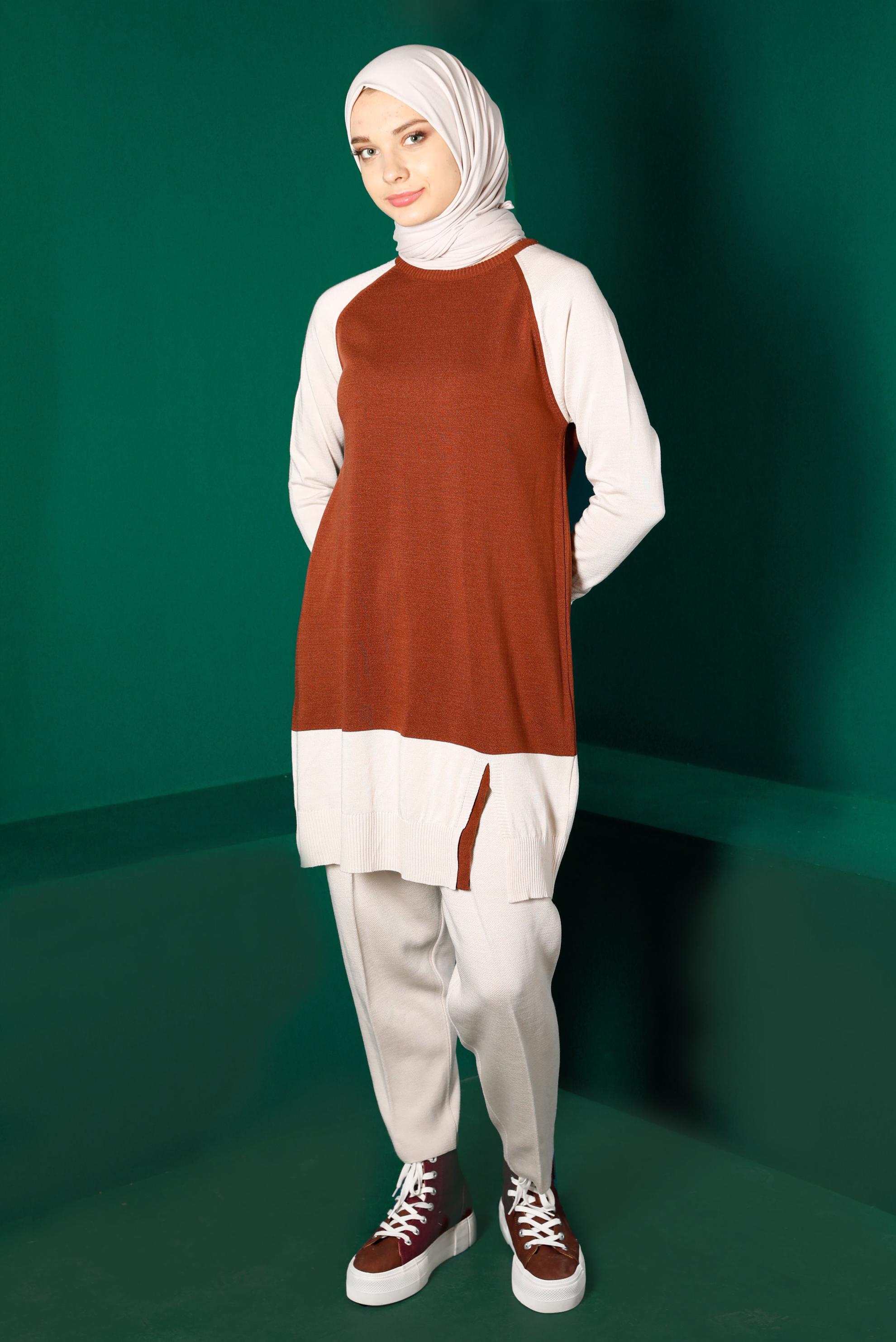 Tesettür giyim KAHVE RENK BLOKLU TRİKO TUNİK 43168