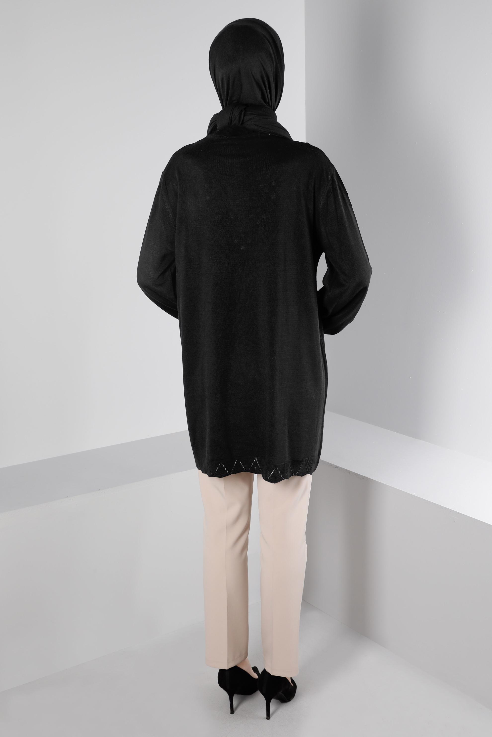 Tesettür giyim SİYAH PONPON DETAYLI TRİKO TUNİK 43169