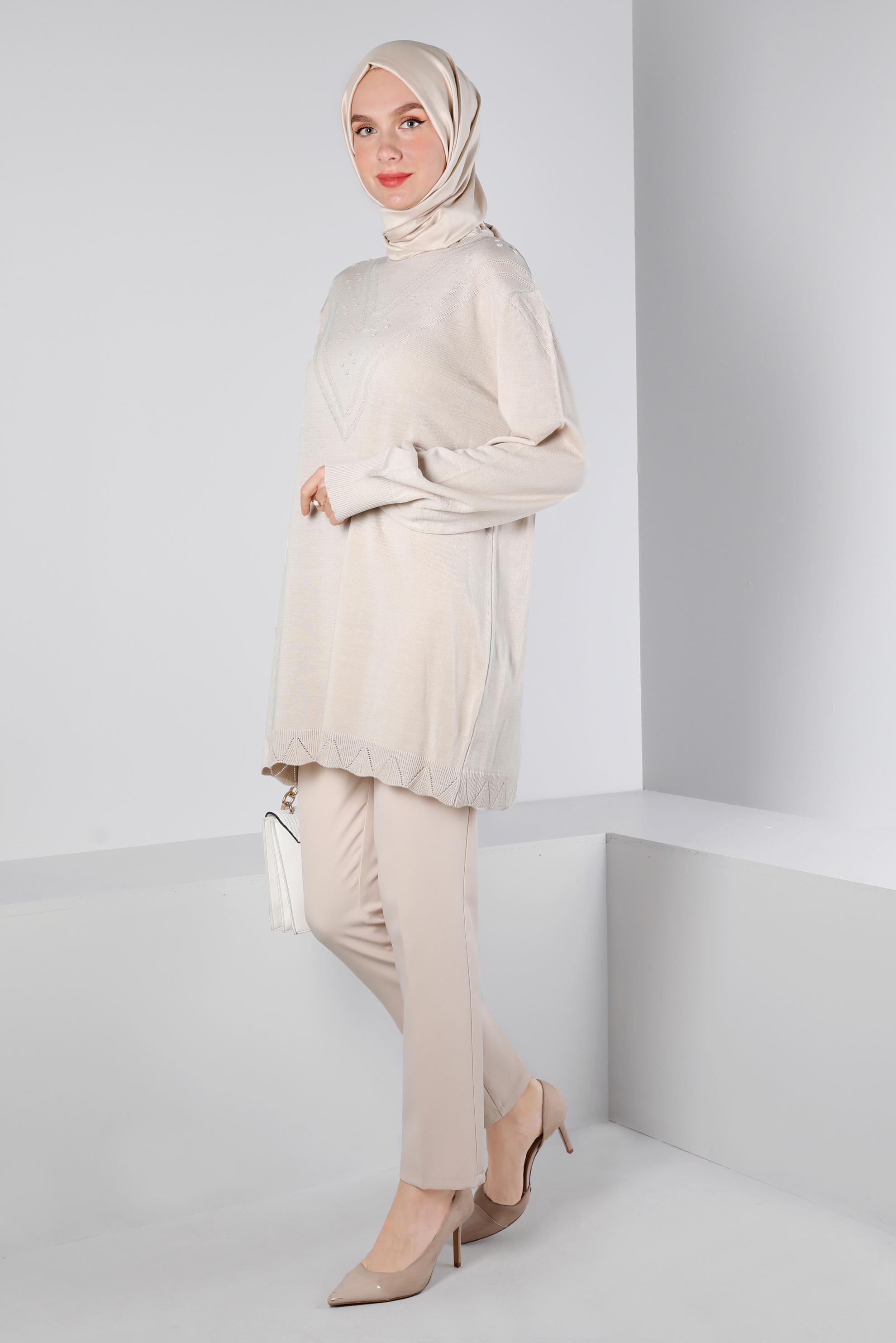Tesettür giyim BEJ PONPON DETAYLI TRİKO TUNİK 43169
