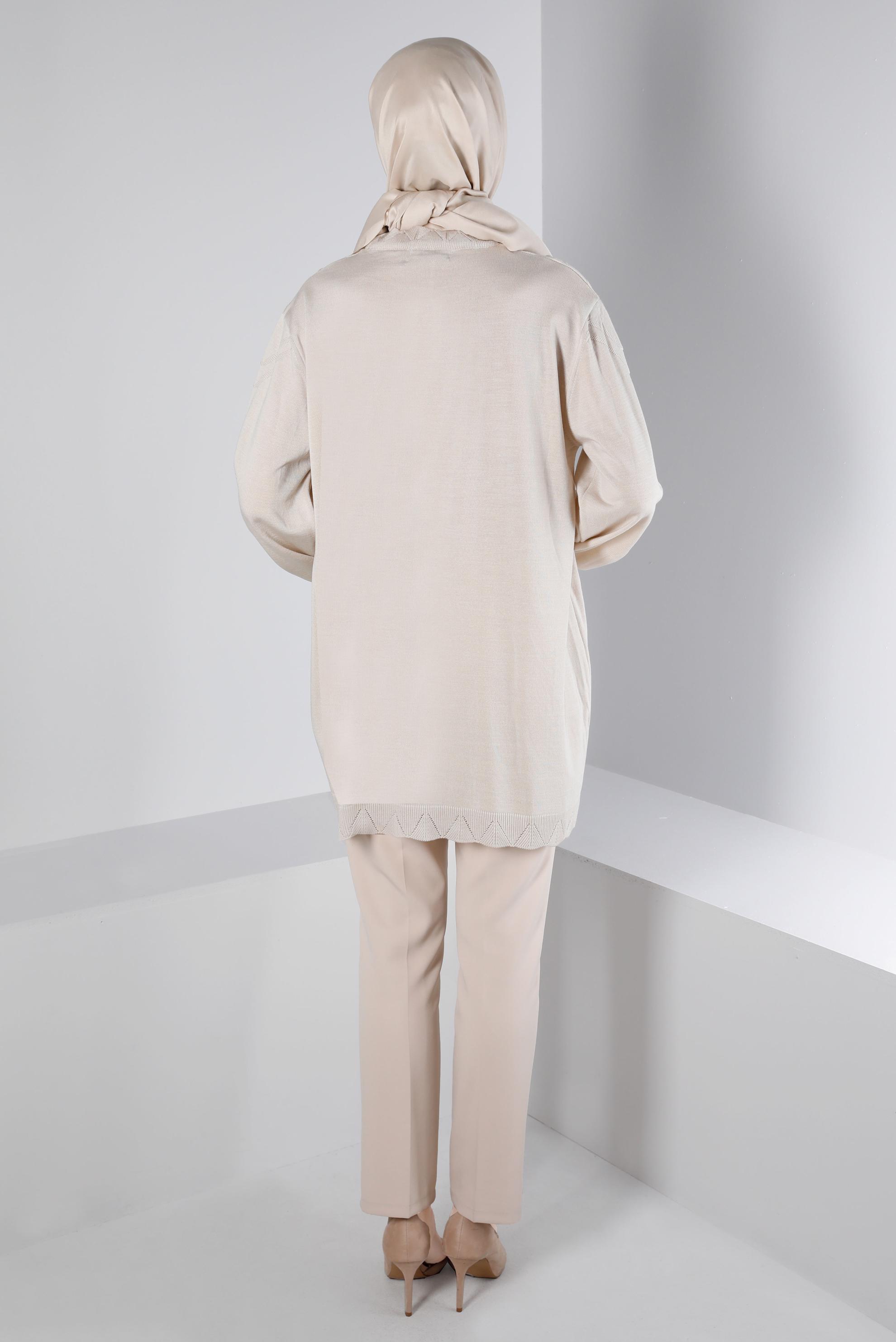 Tesettür giyim BEJ PONPON DETAYLI TRİKO TUNİK 43169