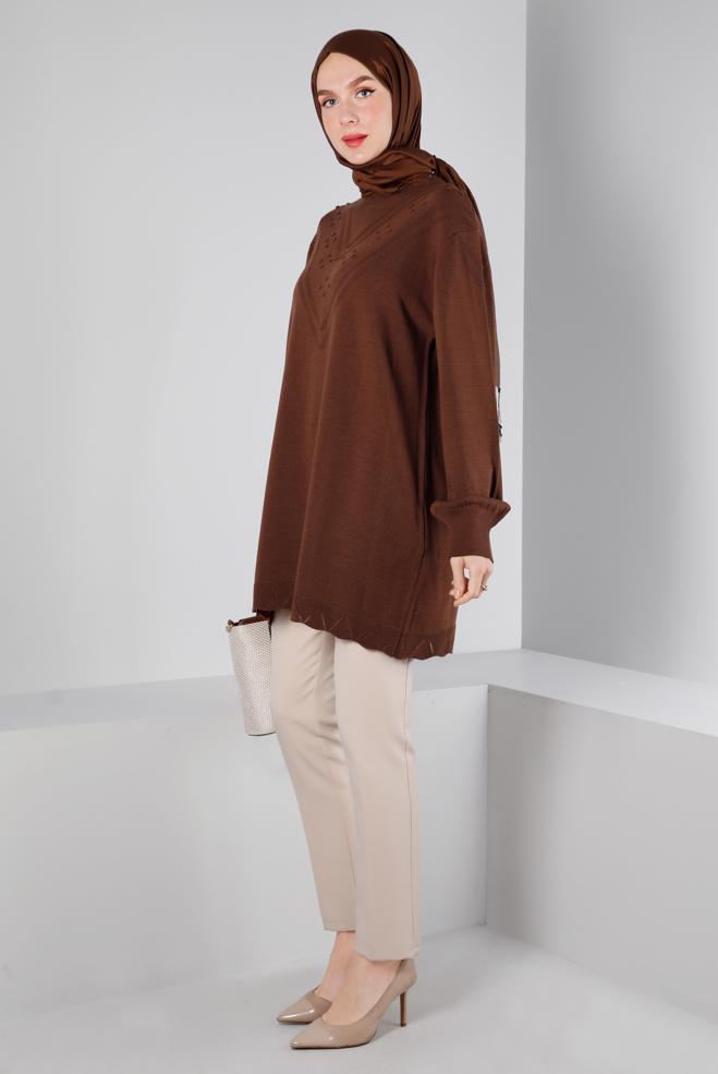 Vêtements hijab BRUN TUNIQUE EN MAILLE AVEC POMPONS 43169 - ALVİNA